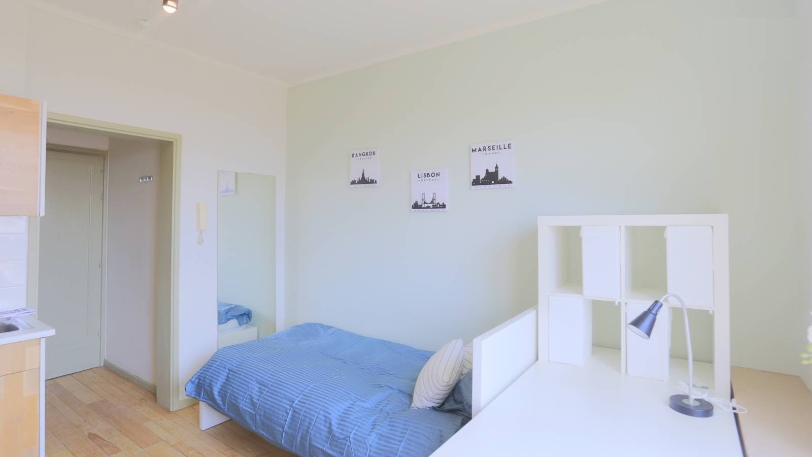 preview gallery tile