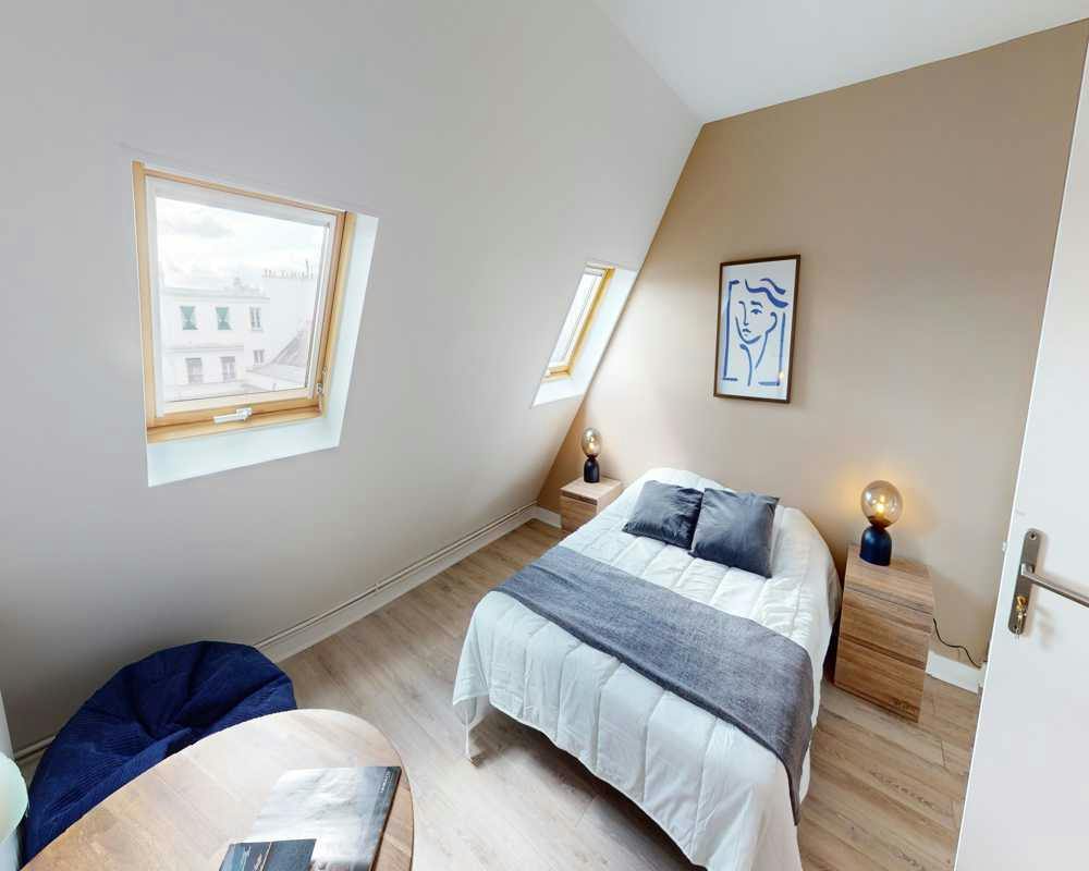Private room for rent on Rue Taitbout, Paris - Vue 3