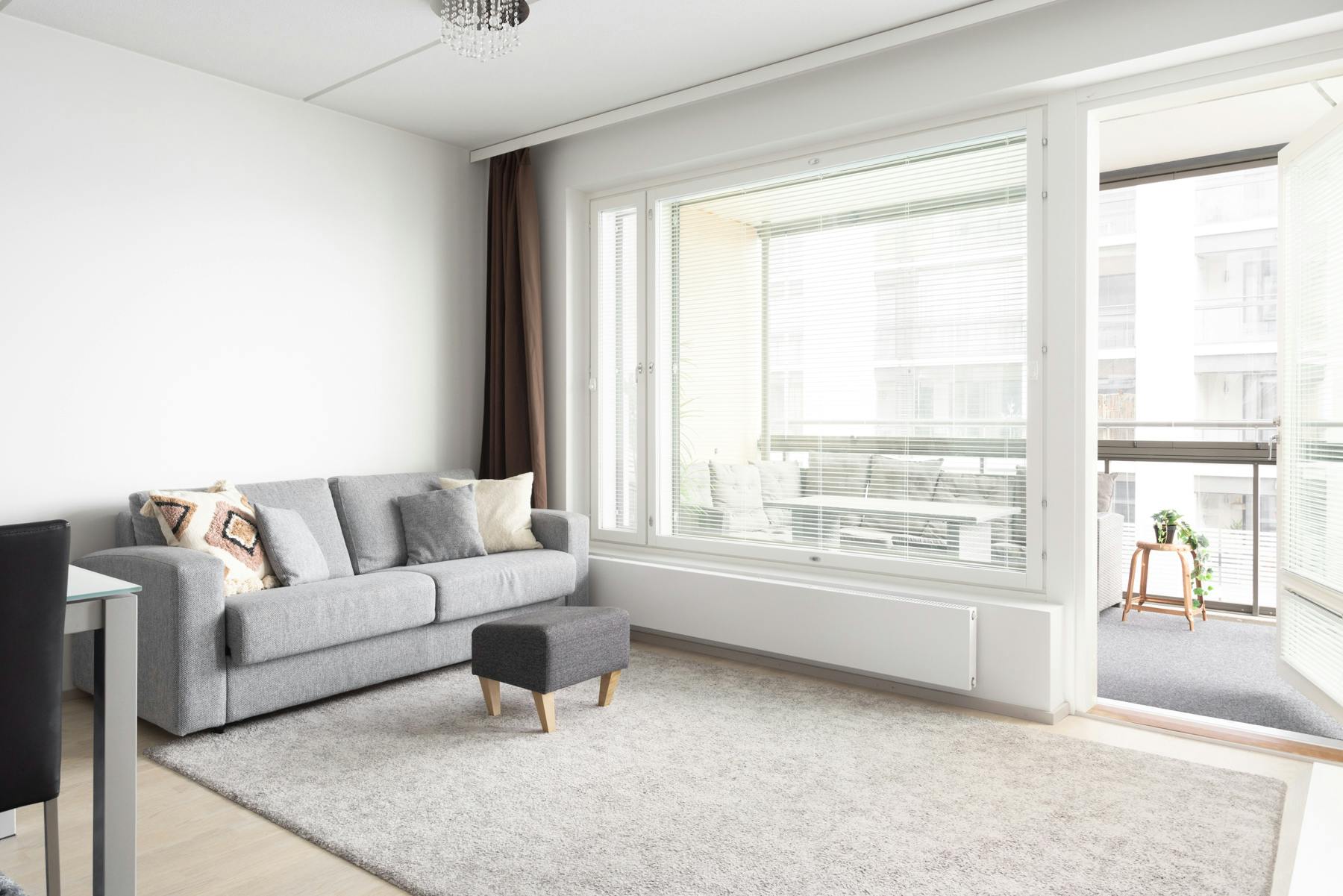 Apartament de închiriat pentru 1.900 EUR pe lună în Espoo, Jousenpuistonkatu
