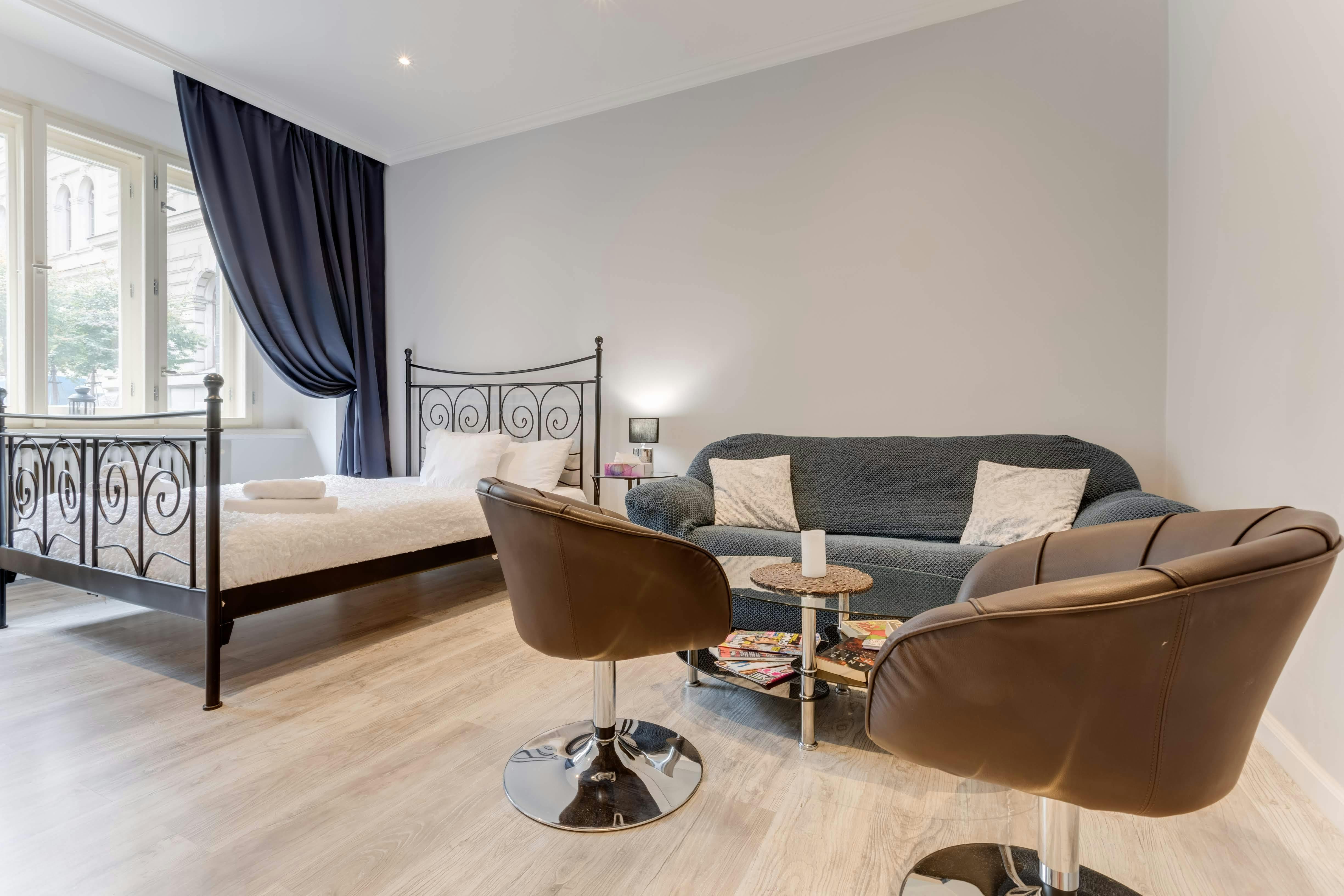 Apartment for rent for CZK 38,089 per month in Hlavní město Praha, Krocínova