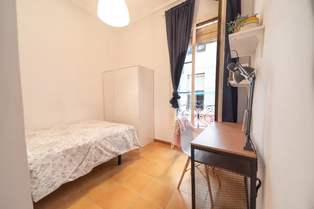 Private room in Carrer de la Boqueria, Barcelona (1670451) room image 1