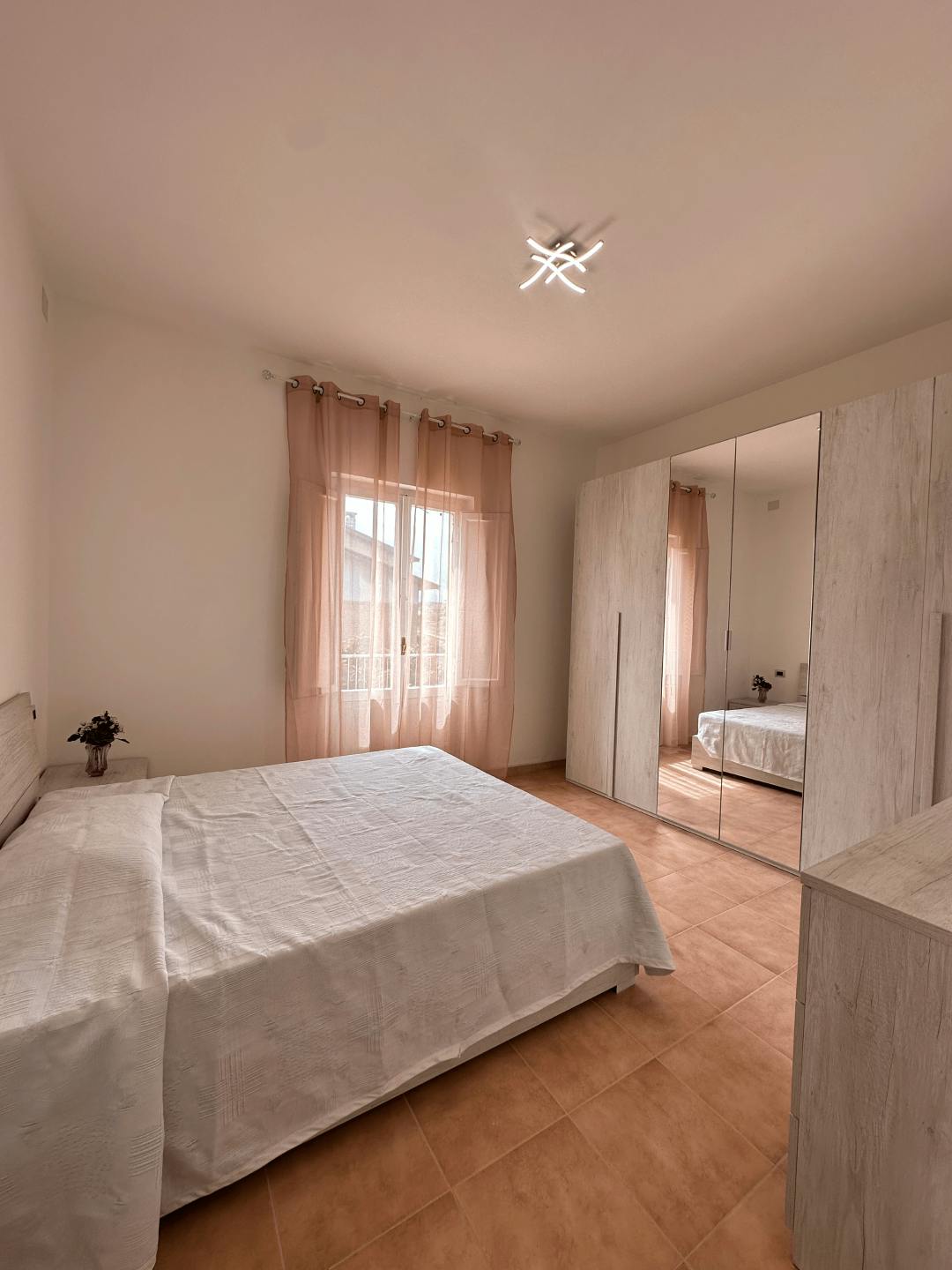 Apartment for rent for €1,200 per month in Perugia, Via Giacomo Puccini