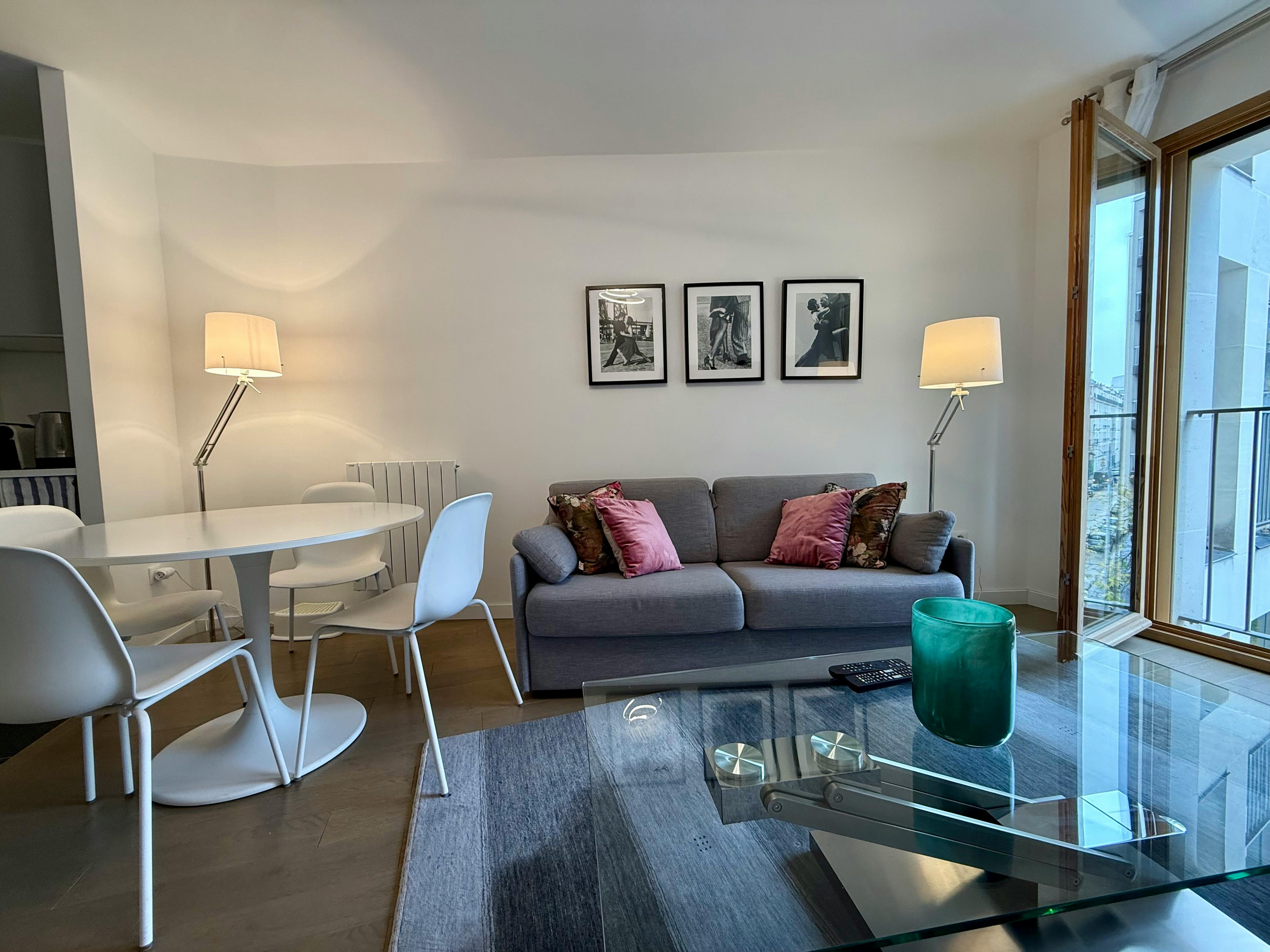 Avenue Félix Faure, Paris preview