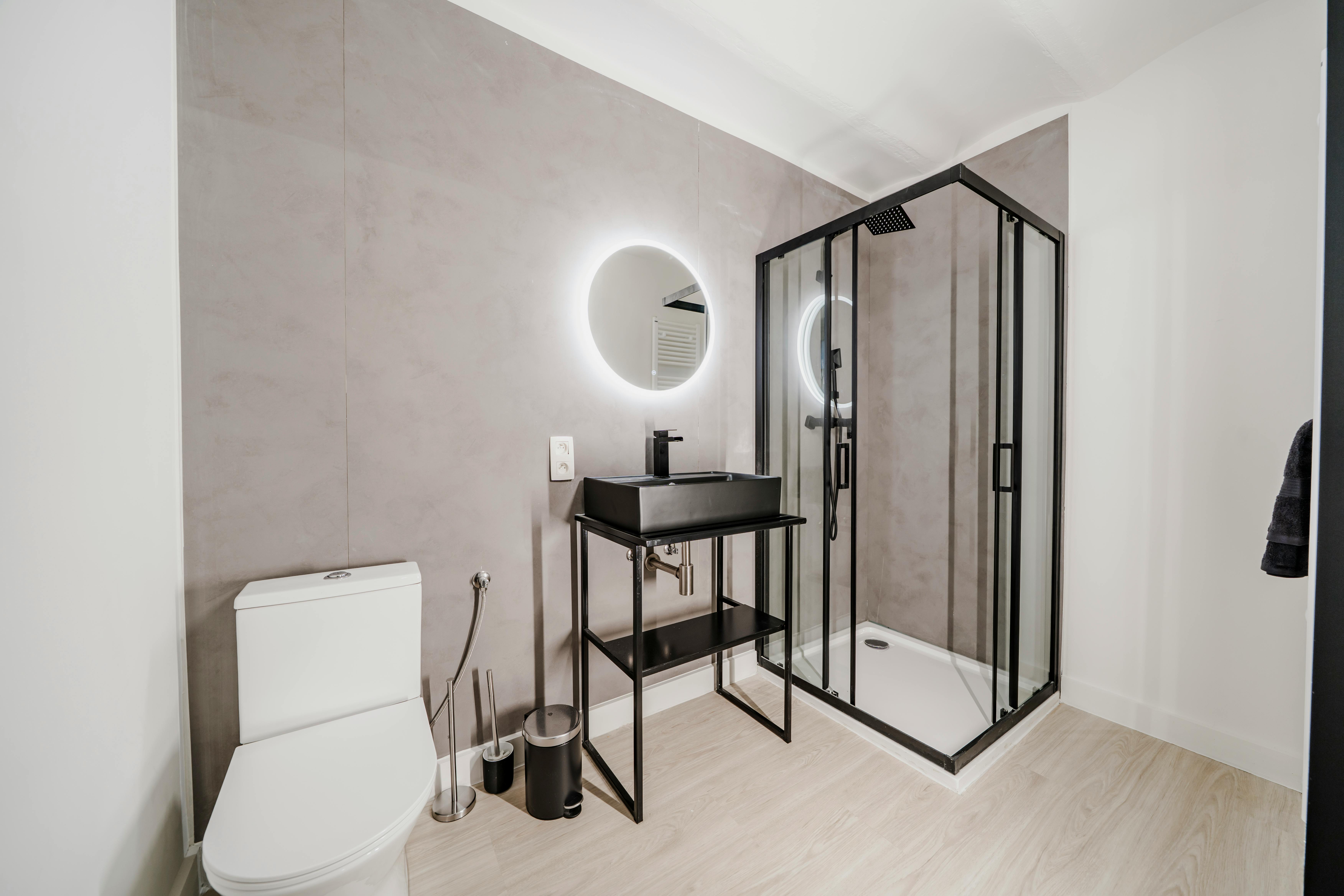 Single room Charleroi, 1 bed, 19m² — photo 1