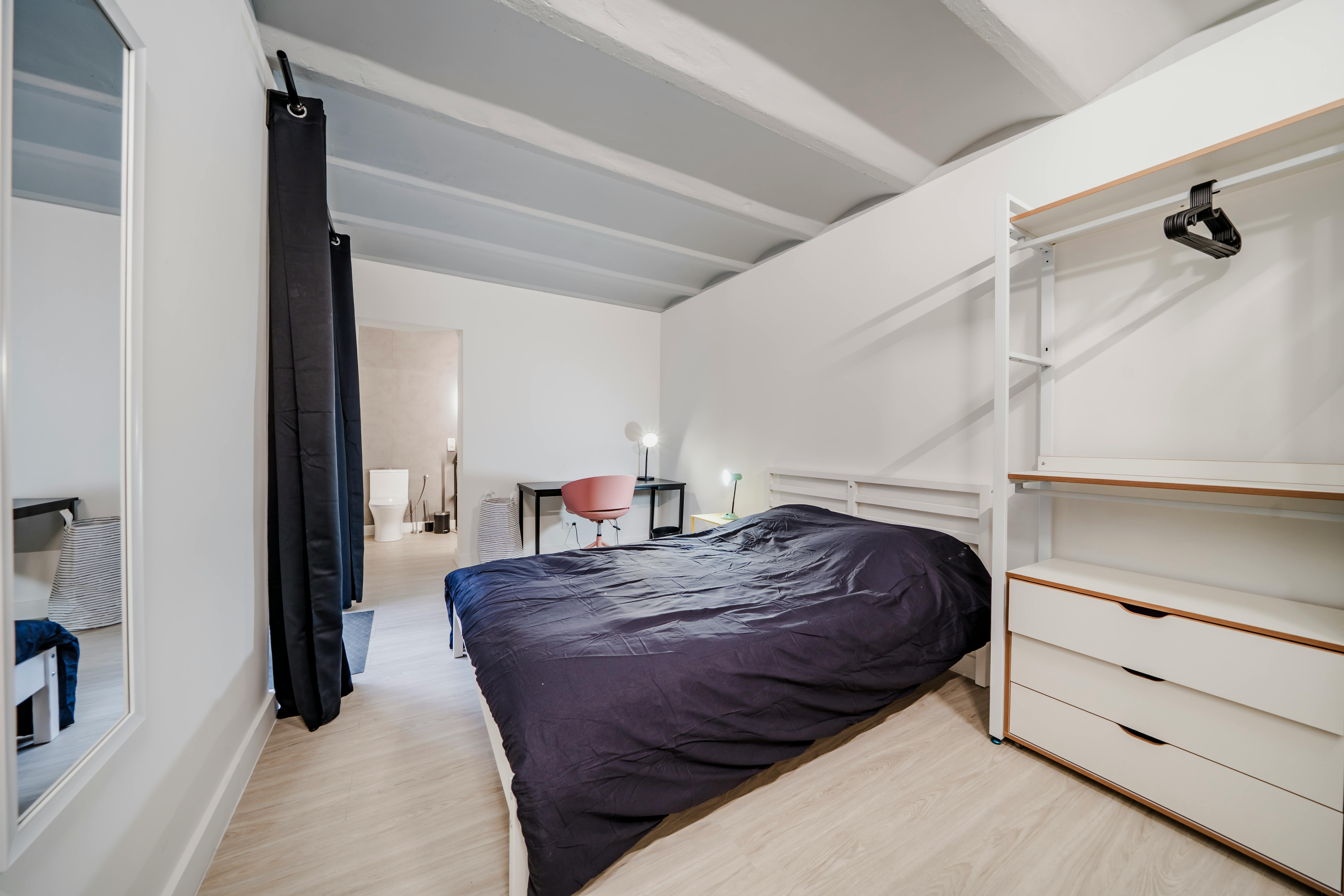 Single room Charleroi, 1 bed, 19m² — photo 2