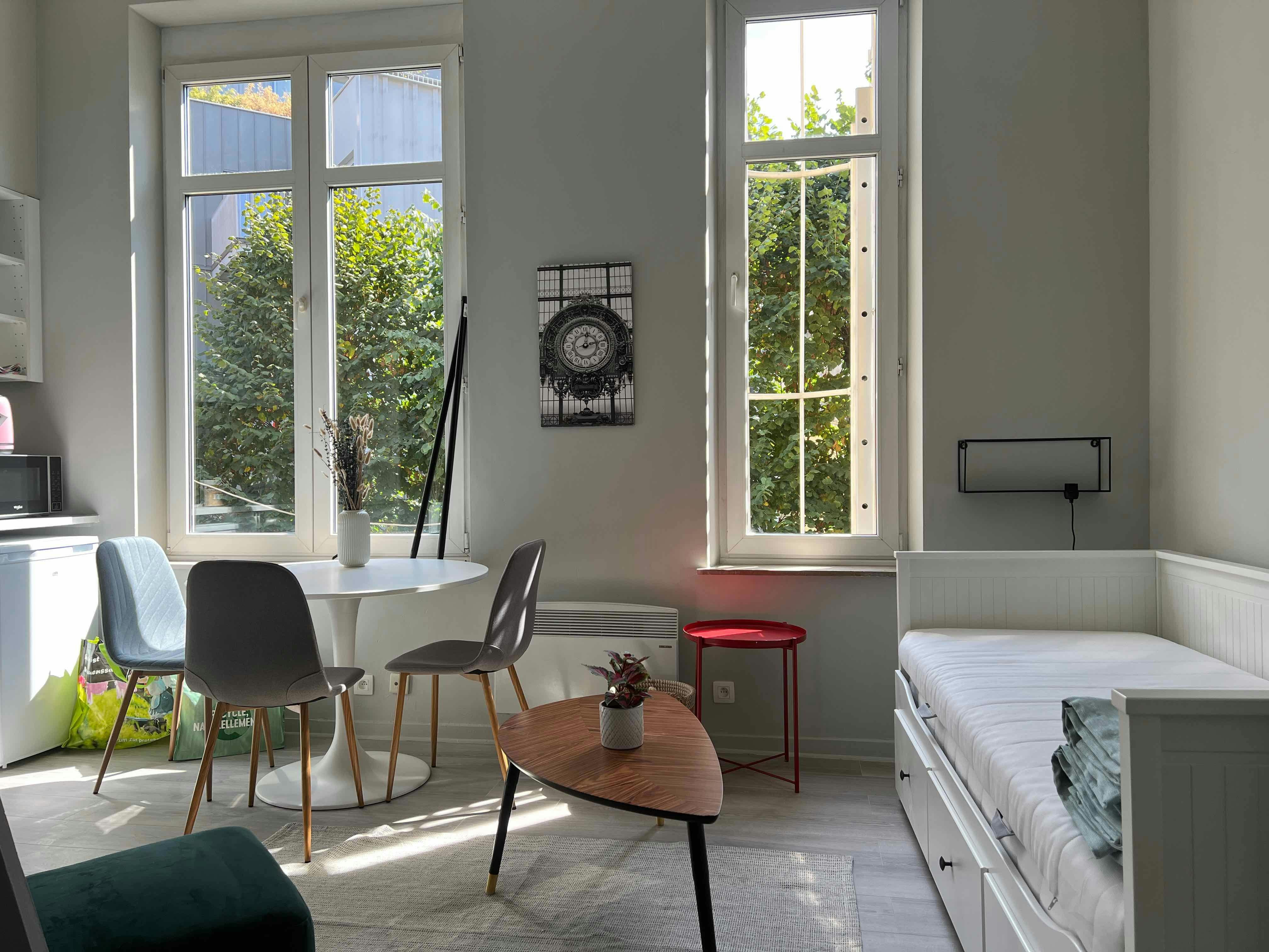Rue Souveraine, Ixelles preview