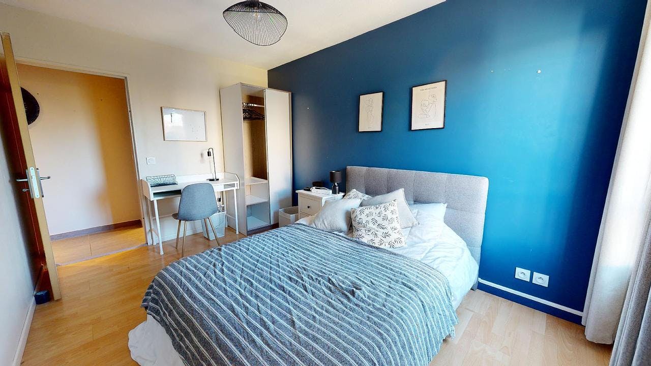 WG-Zimmer zu mieten für 500 € pro Monat in Lyon, Rue de Champagneux