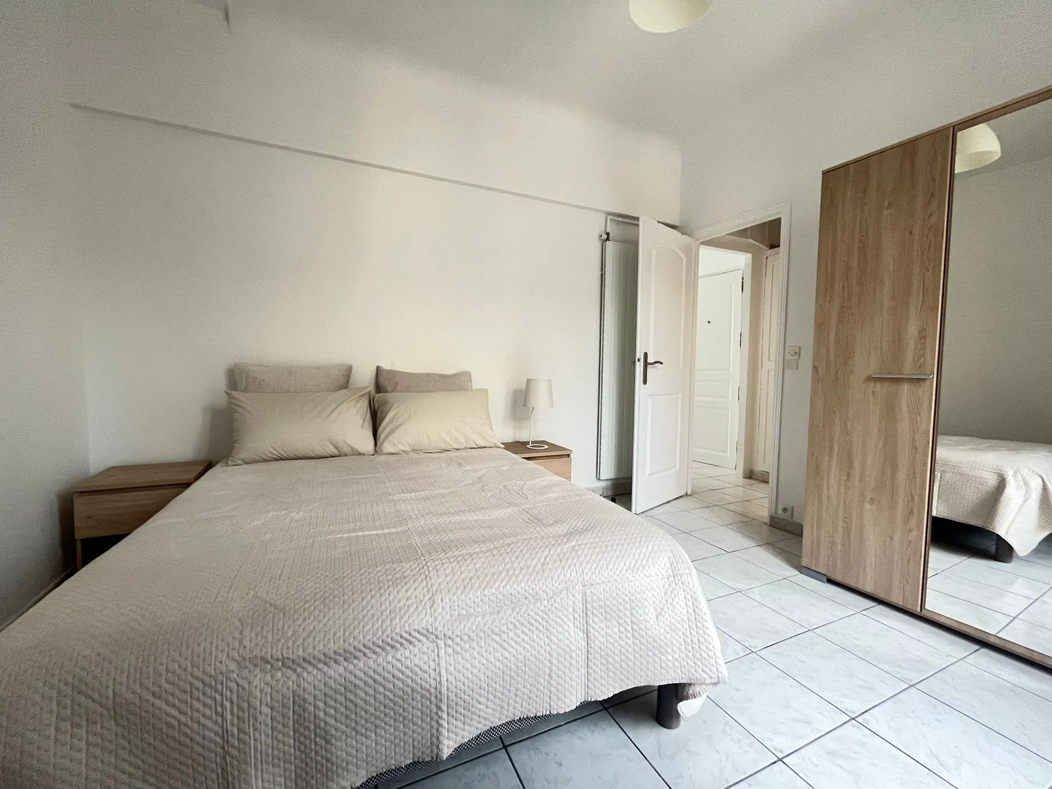 1-Bedroom Apartment in Rue Eugène Caron, Courbevoie (1670658) ROOM 4