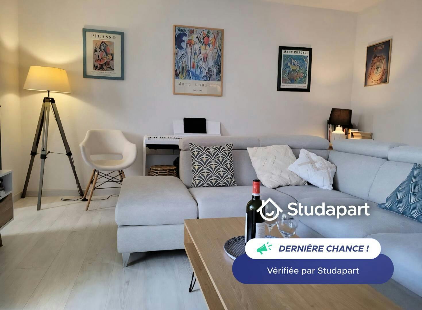 Квартира сдается в аренду за 1 300 € в месяц в La Rochelle, Allée de la Misaine