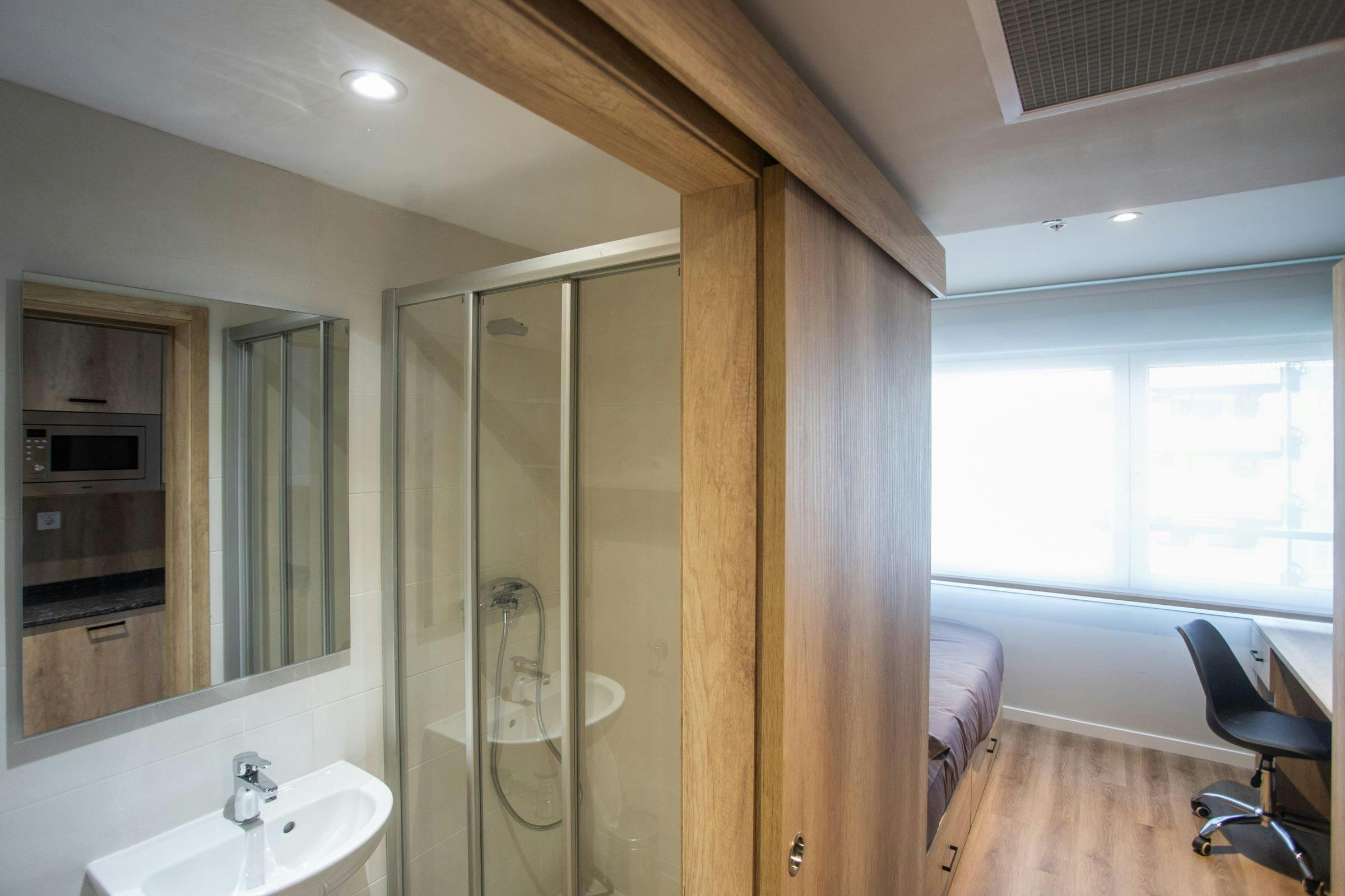 preview gallery tile