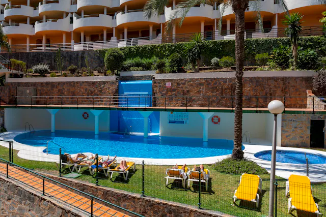 3-Bedroom Apartment in Avenida de Manolete, Marbella (1670875) room image 2