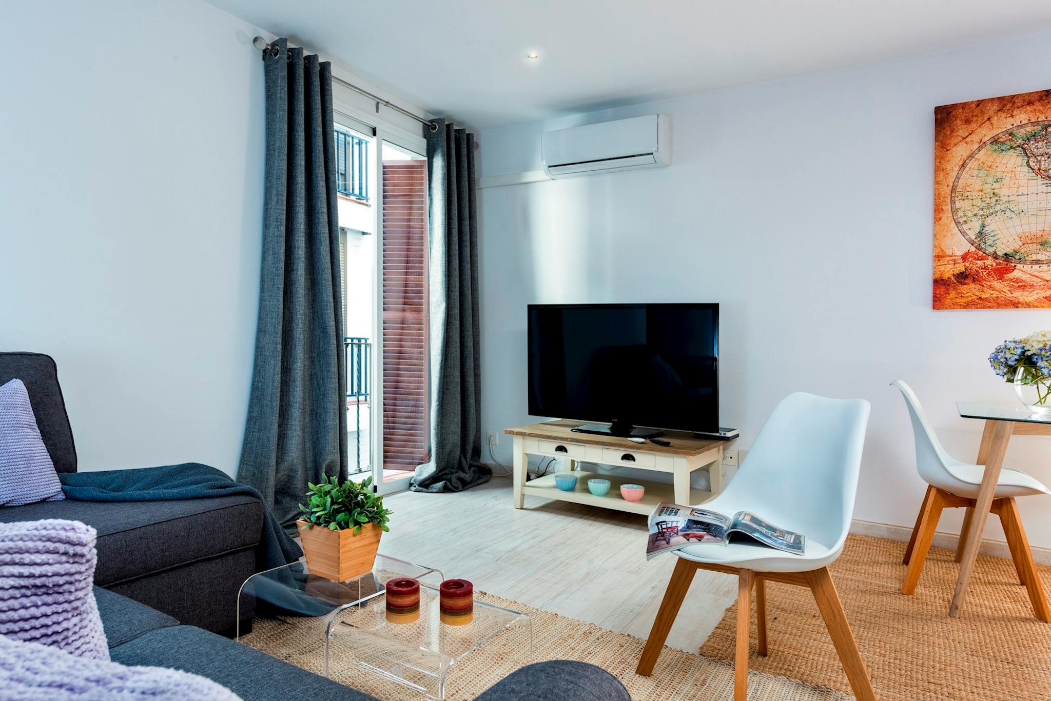 Calle Albareda, Sevilla preview