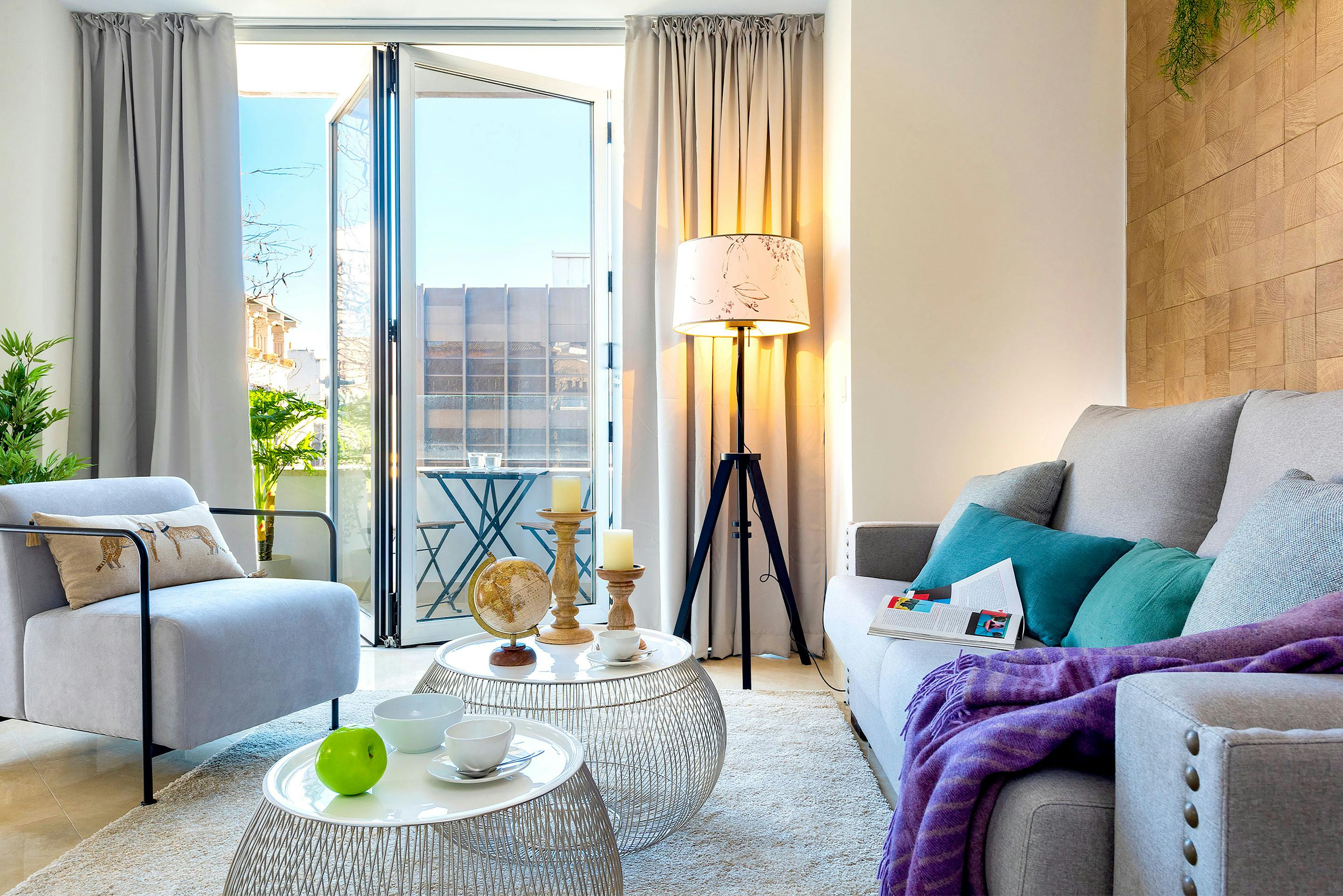 Apartment for rent for €8,432 per month in Sevilla, Calle Murillo