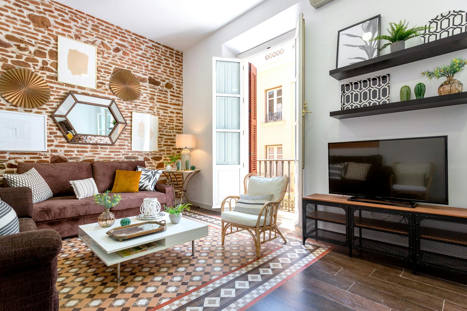 Apartment for rent for €6,576 per month in Málaga, Calle Strachan