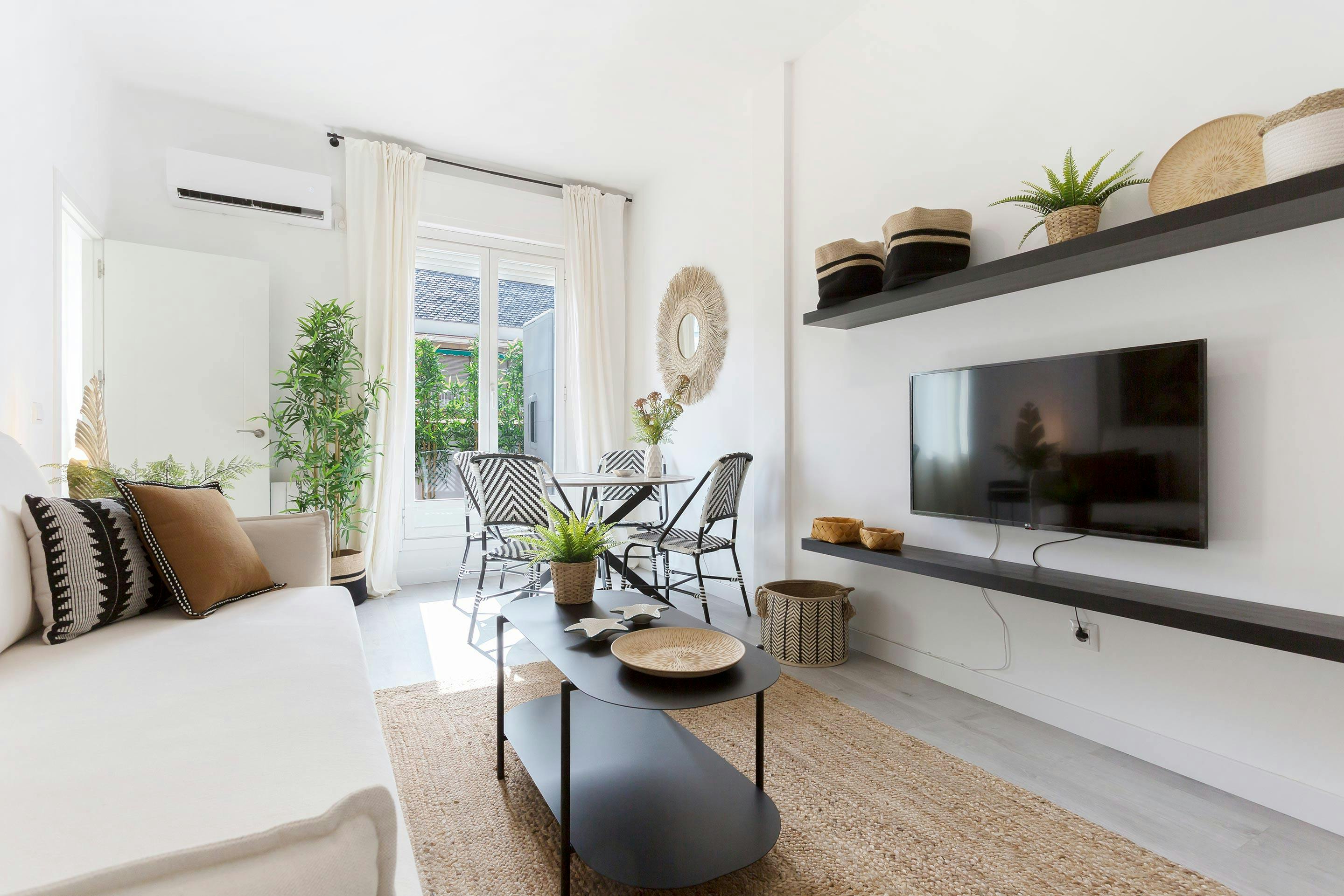3-Bedroom Apartment in Calle de Modesto Lafuente, Madrid (1670947) ROOM