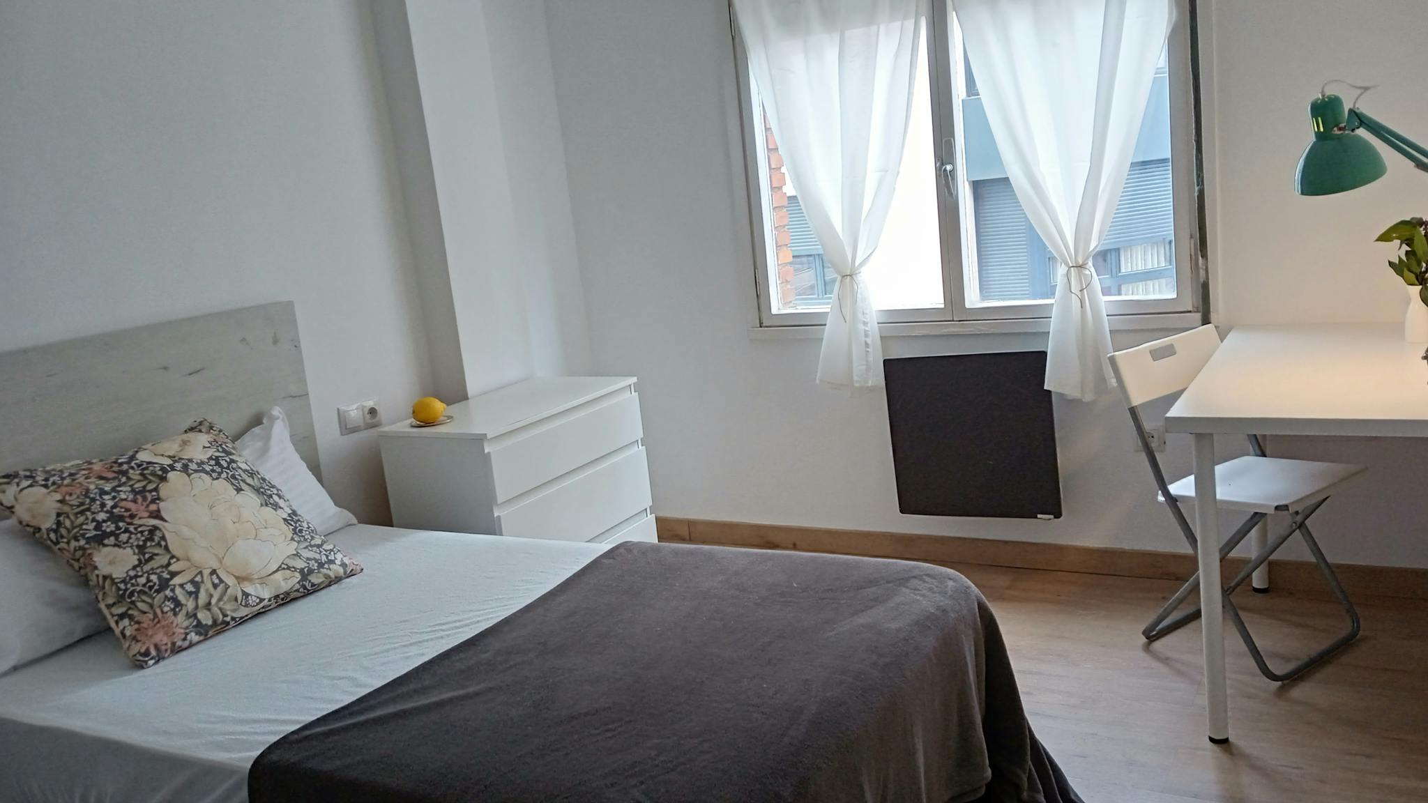 Calle Lealtad, Gijón preview