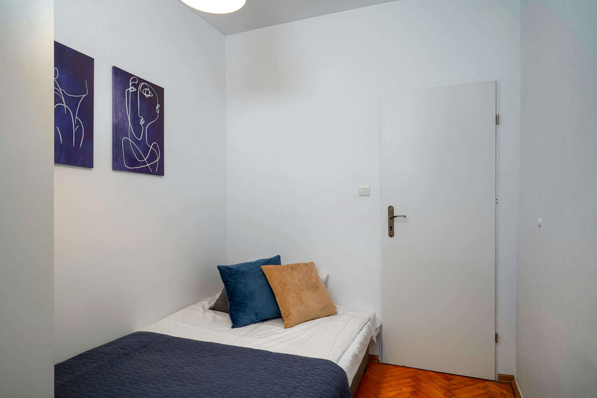 aleja Solidarności, Warsaw preview