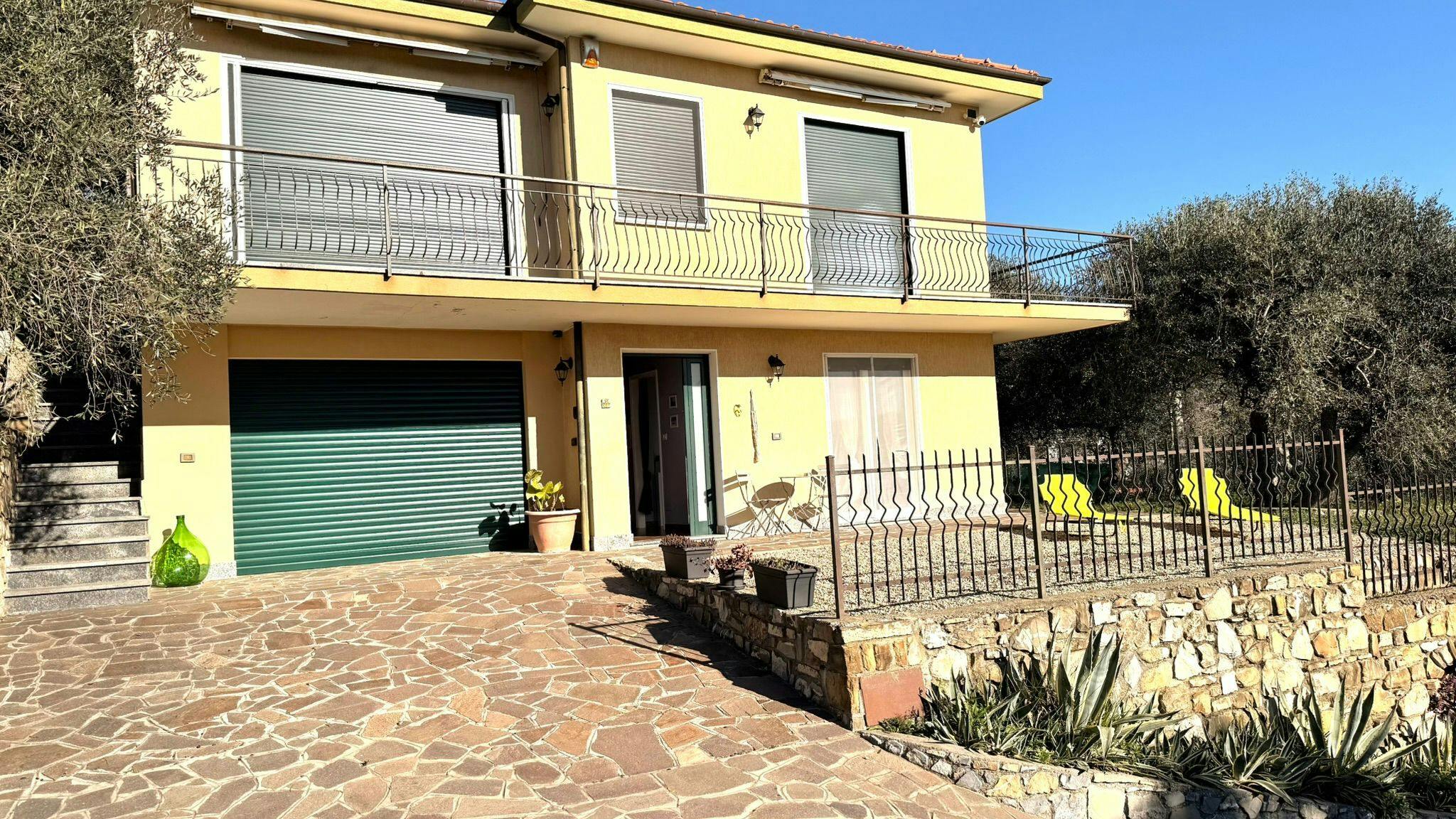 Apartament de închiriat pentru 1 EUR pe lună în San Bartolomeo al Mare, Via Ruvoa