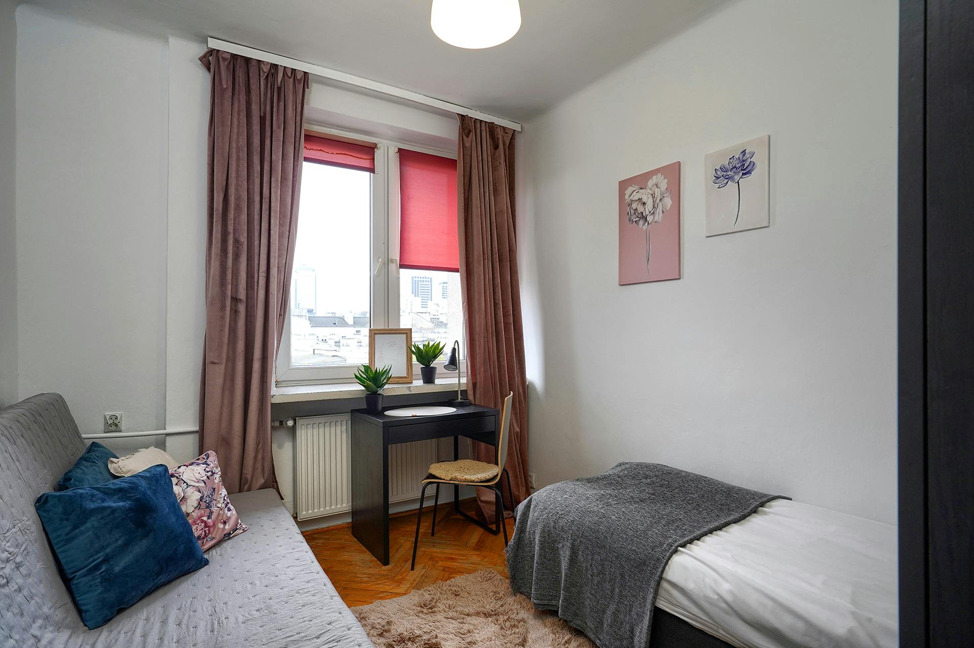 aleja Solidarności, Warsaw preview