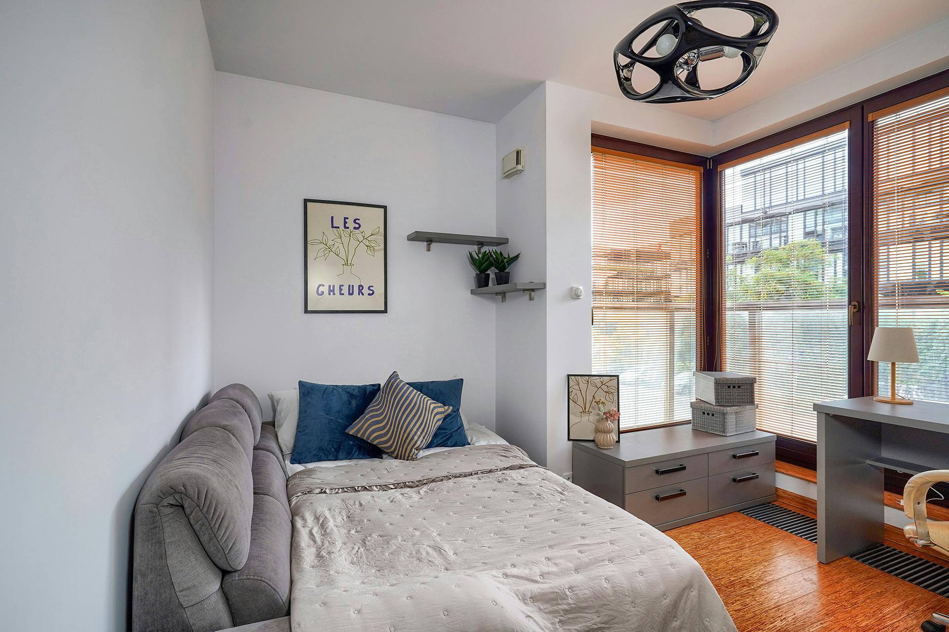 Wynalazek, Warsaw preview