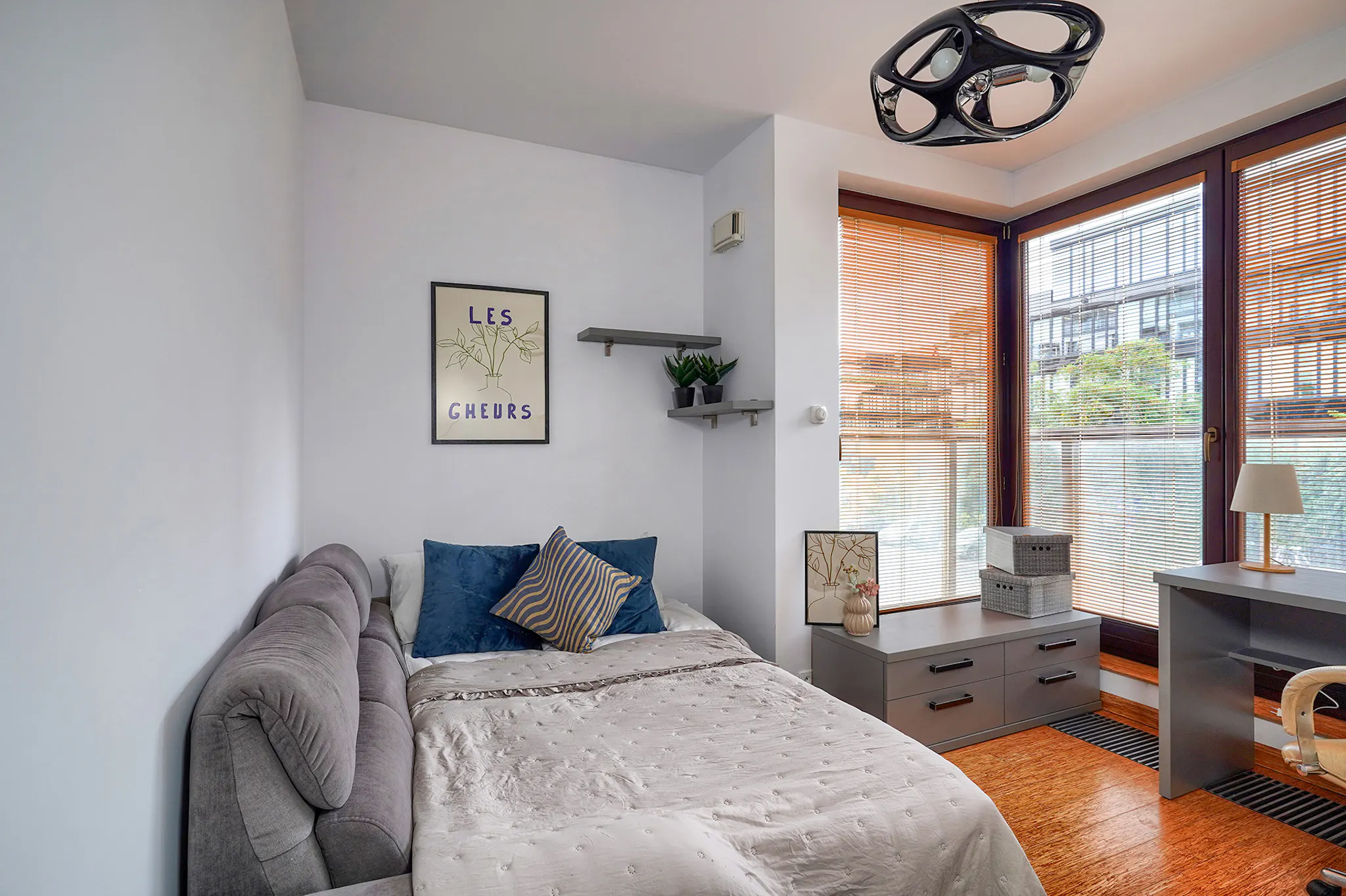 Wynalazek, Warsaw preview