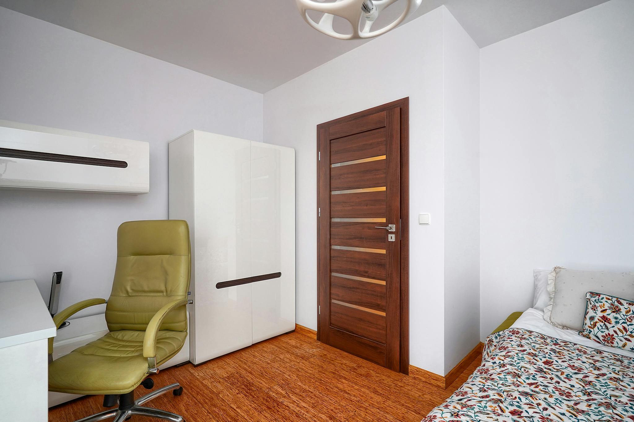 Wynalazek, Warsaw preview