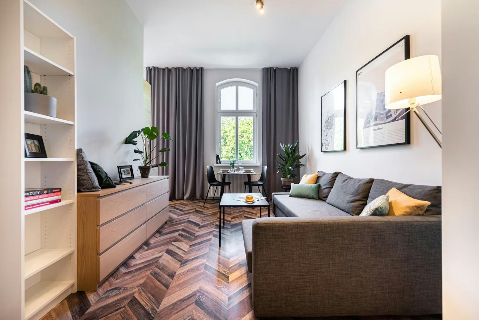 Студия сдается в аренду за 2 585 PLN в месяц в Katowice, Konstantego Damrota