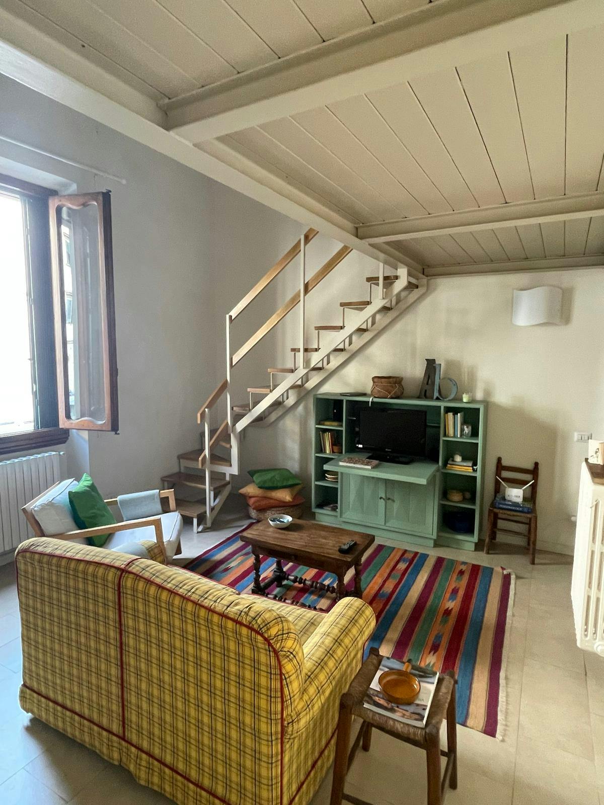 Appartement te huur voor € 1.800 per maand in Florence, Via Senese