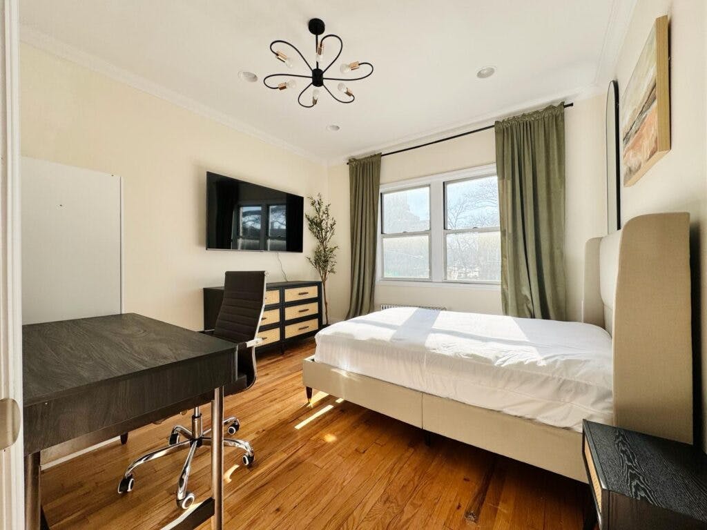 Pokój prywatny do wynajęcia za $1,100 miesięcznie w mieście Kings County, Brooklyn Avenue