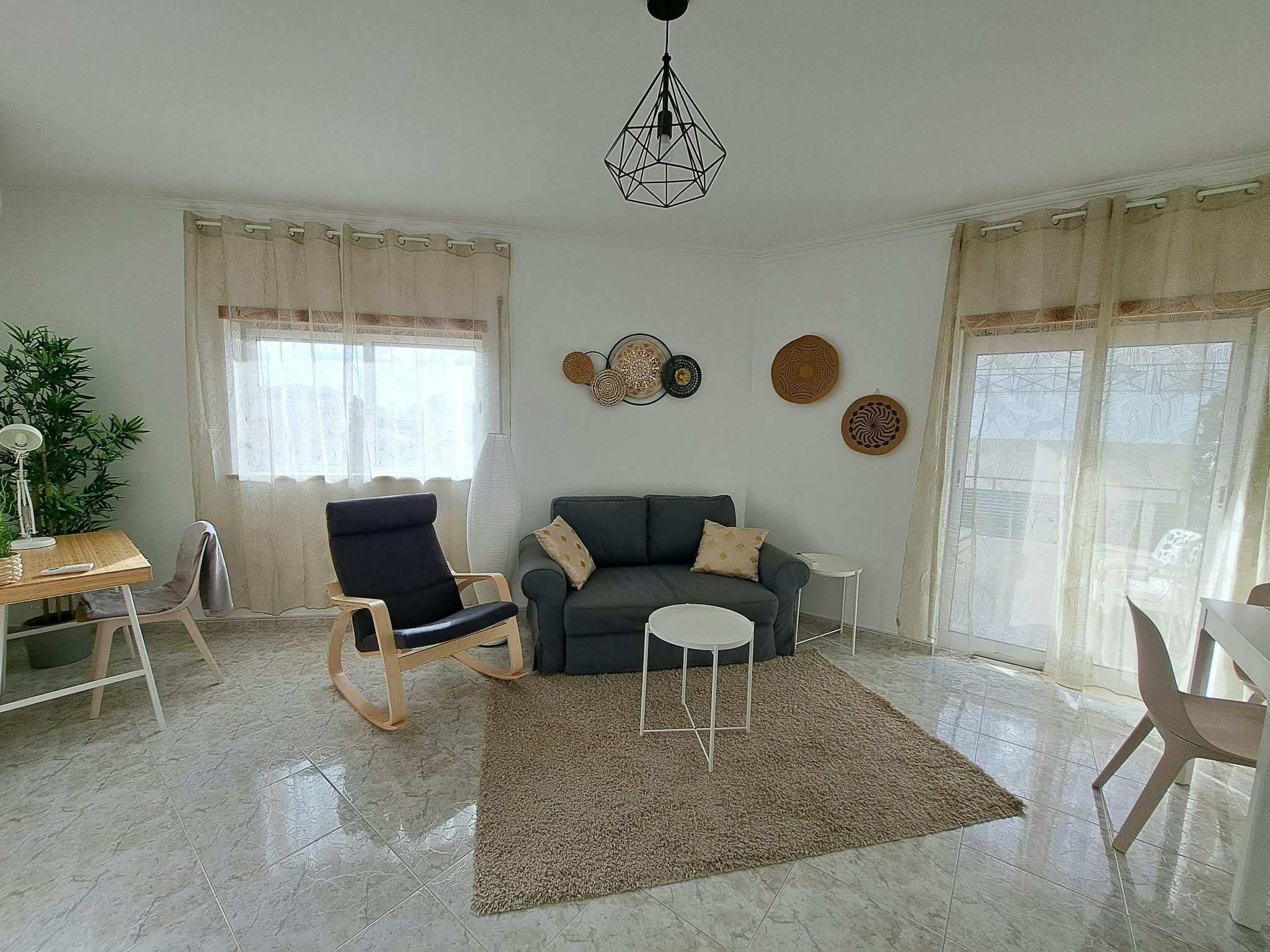 Praceta do Roja Pé, Olhos de Água preview