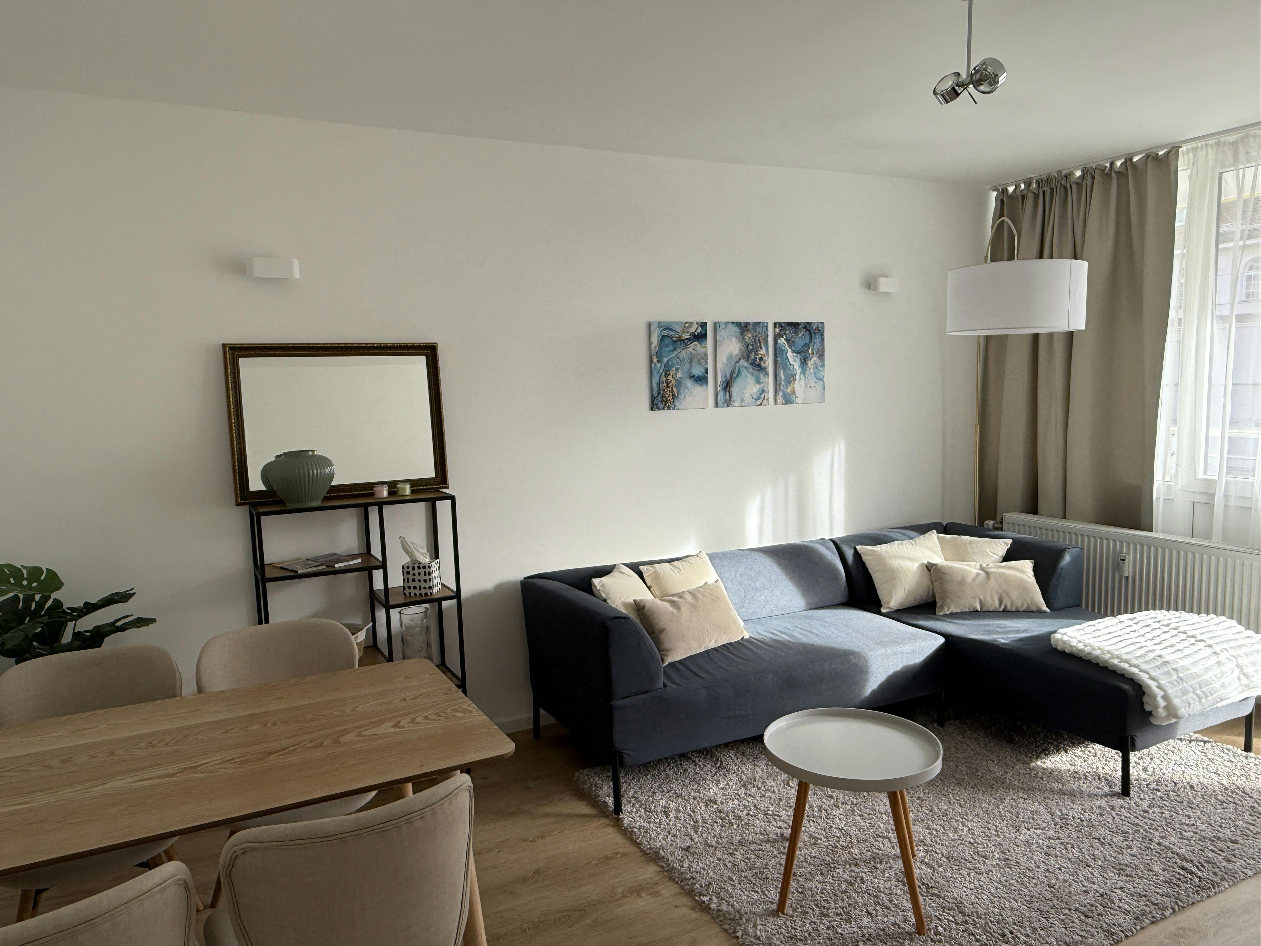 Apartment for rent for €2,490 per month in Munich, Auerfeldstraße