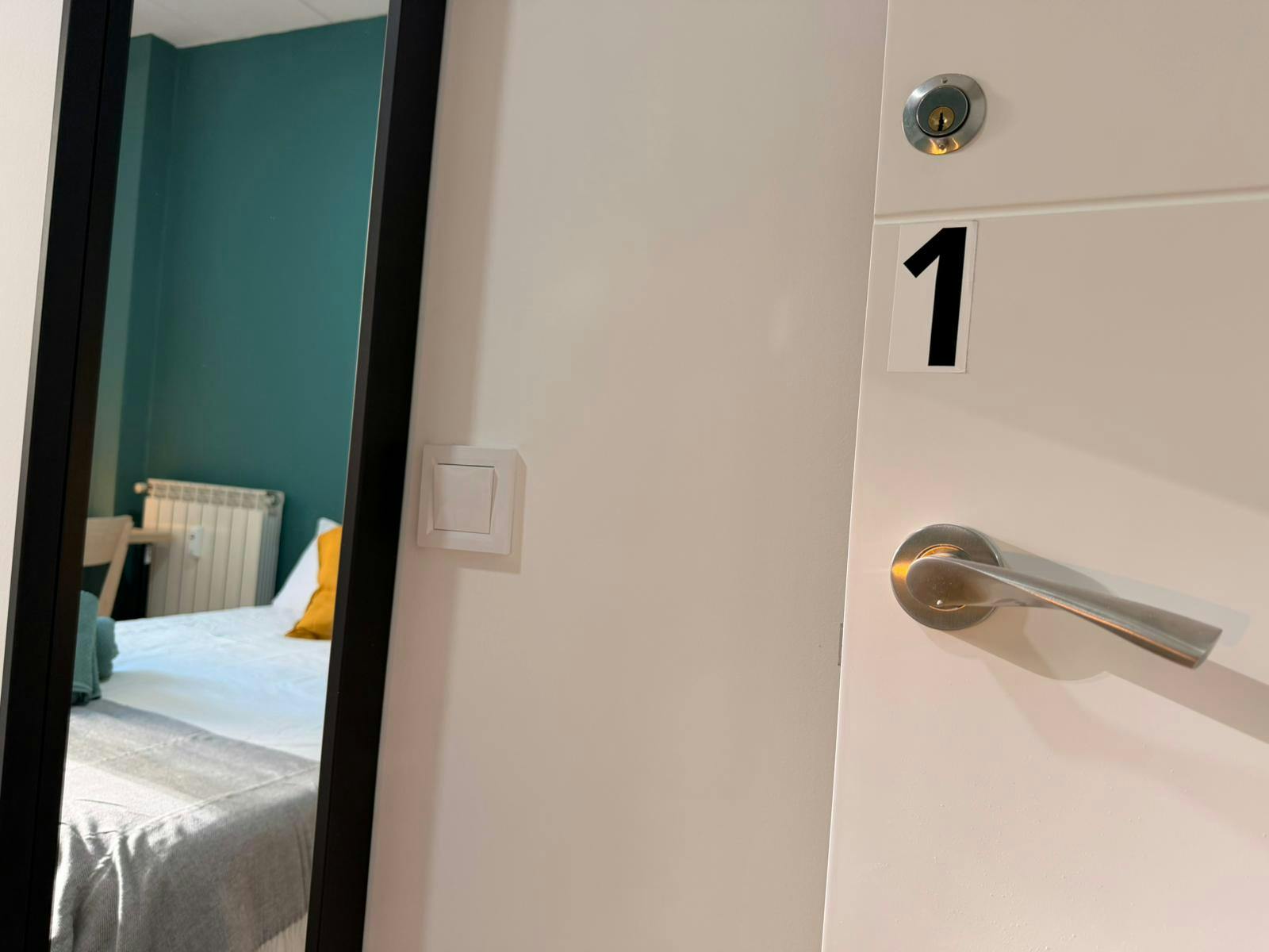 Single room Madrid, 1 bed, 10m² — photo 7