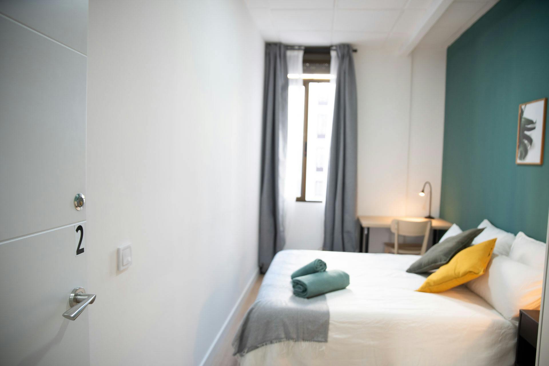 Single room Madrid, 1 bed, 10m² — photo 24