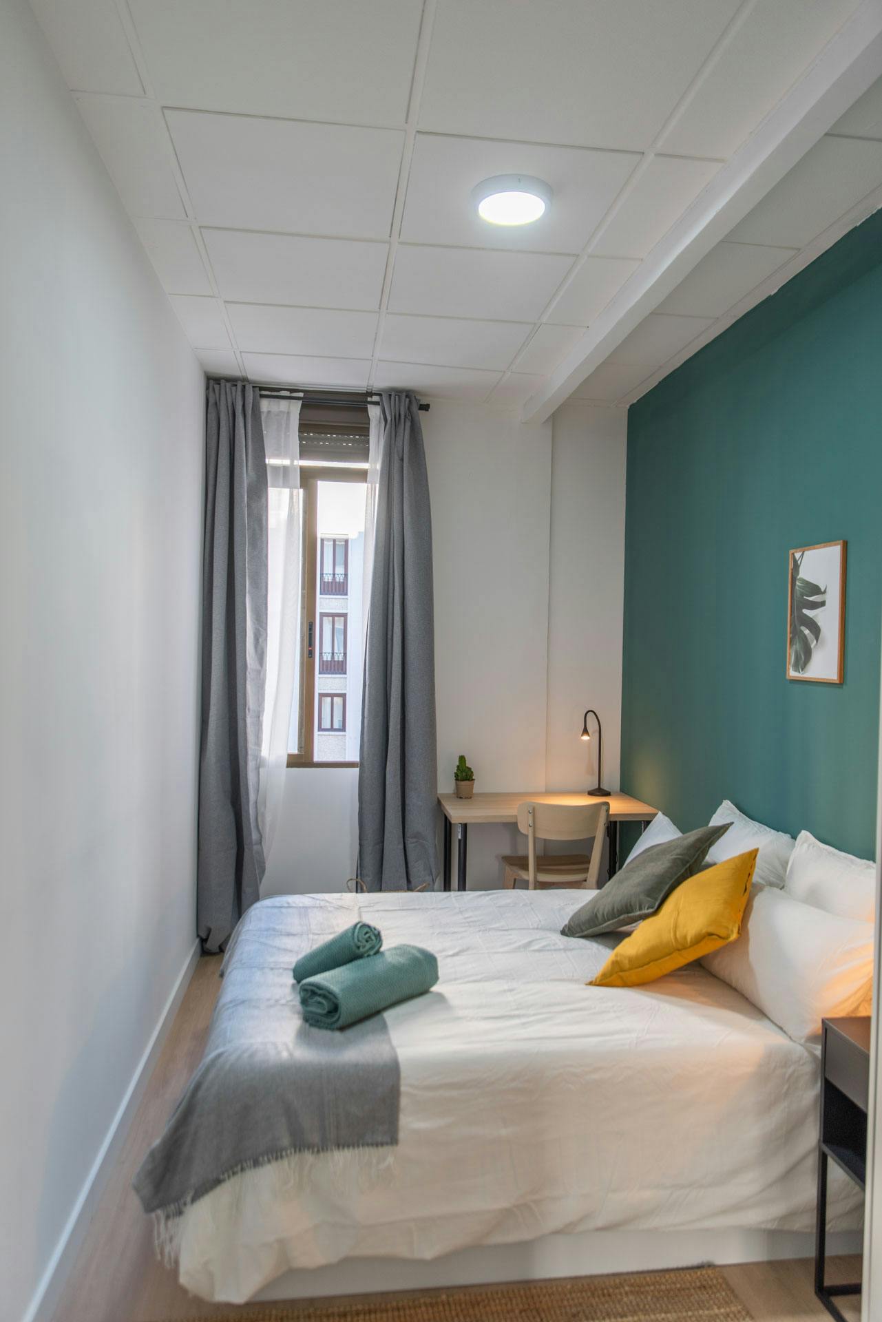 Single room Madrid, 1 bed, 10m² — photo 23
