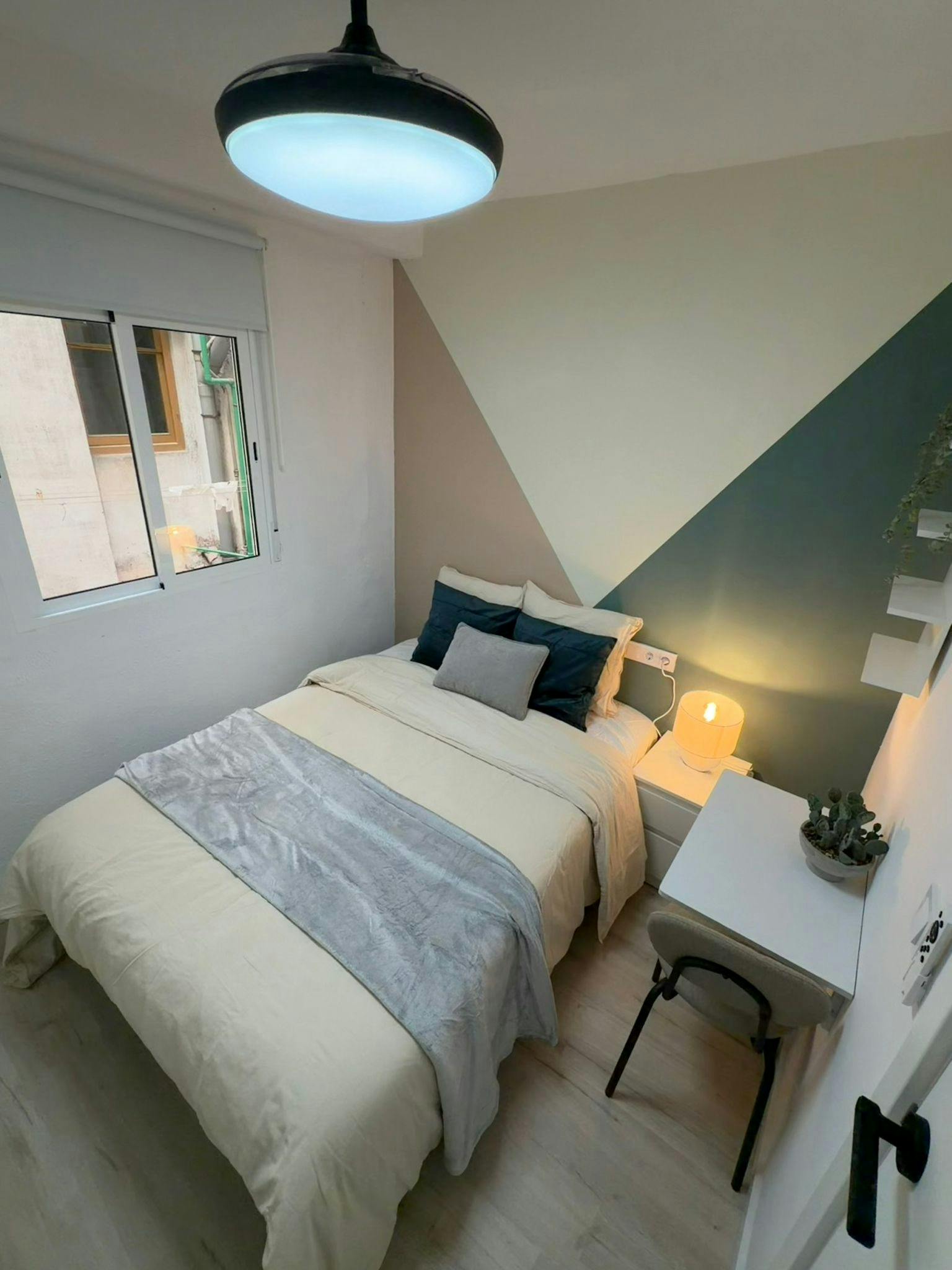 Single room Valencia, 1 bed, 6m² — photo 8