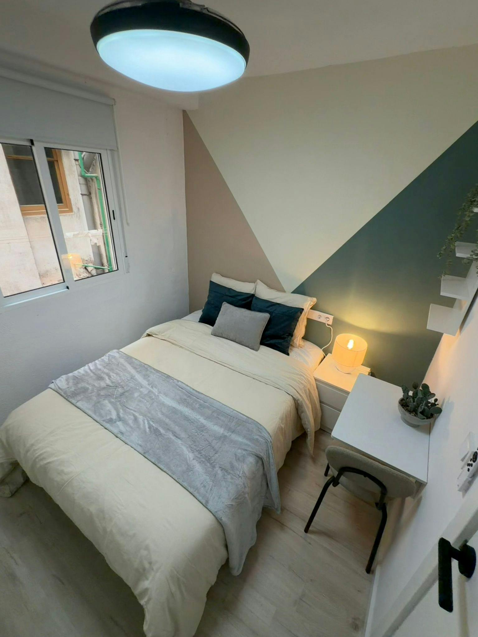 Single room Valencia, 1 bed, 6m² — photo 4