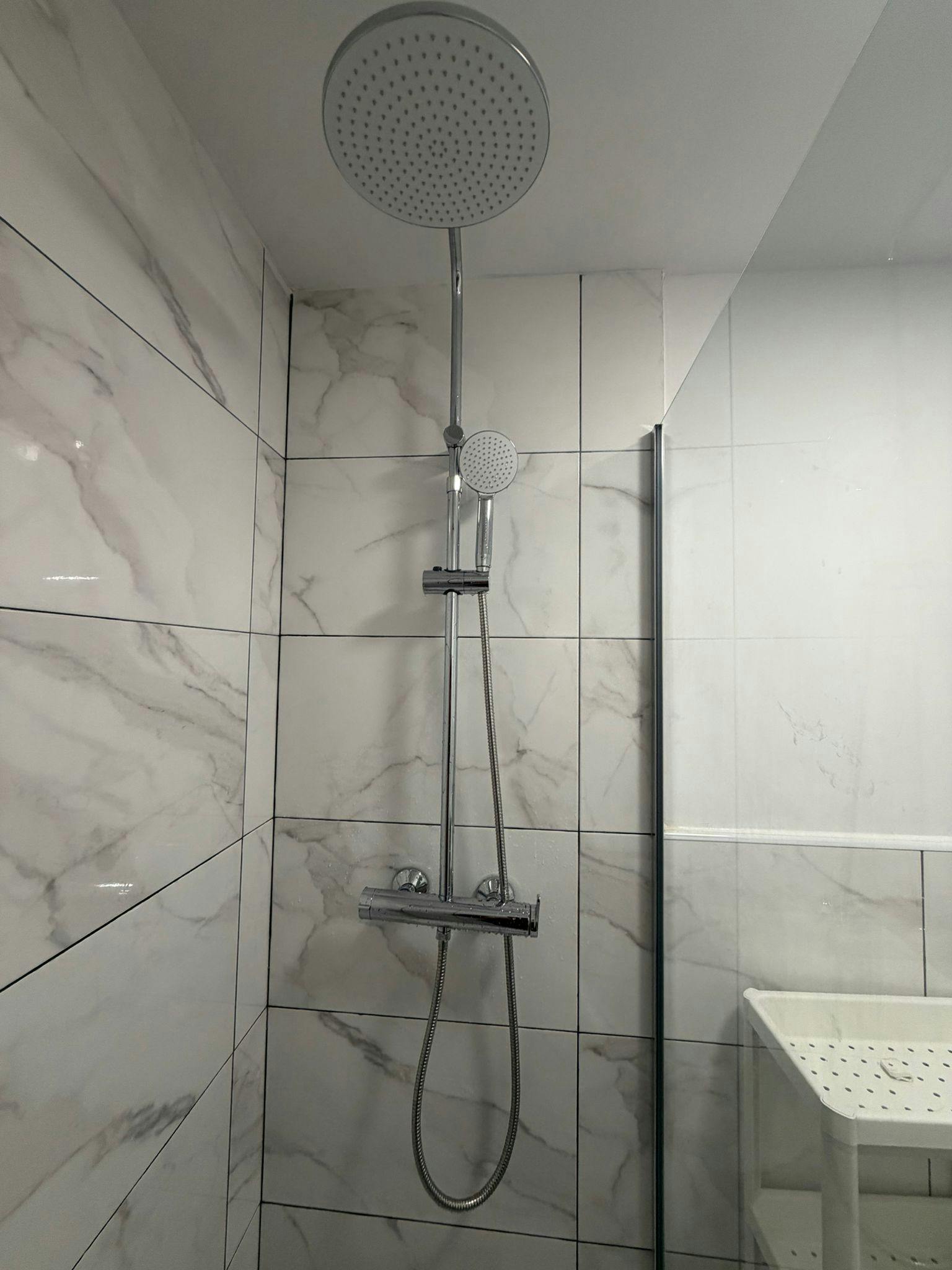 Single room Valencia, 1 bed, 10m² — photo 1