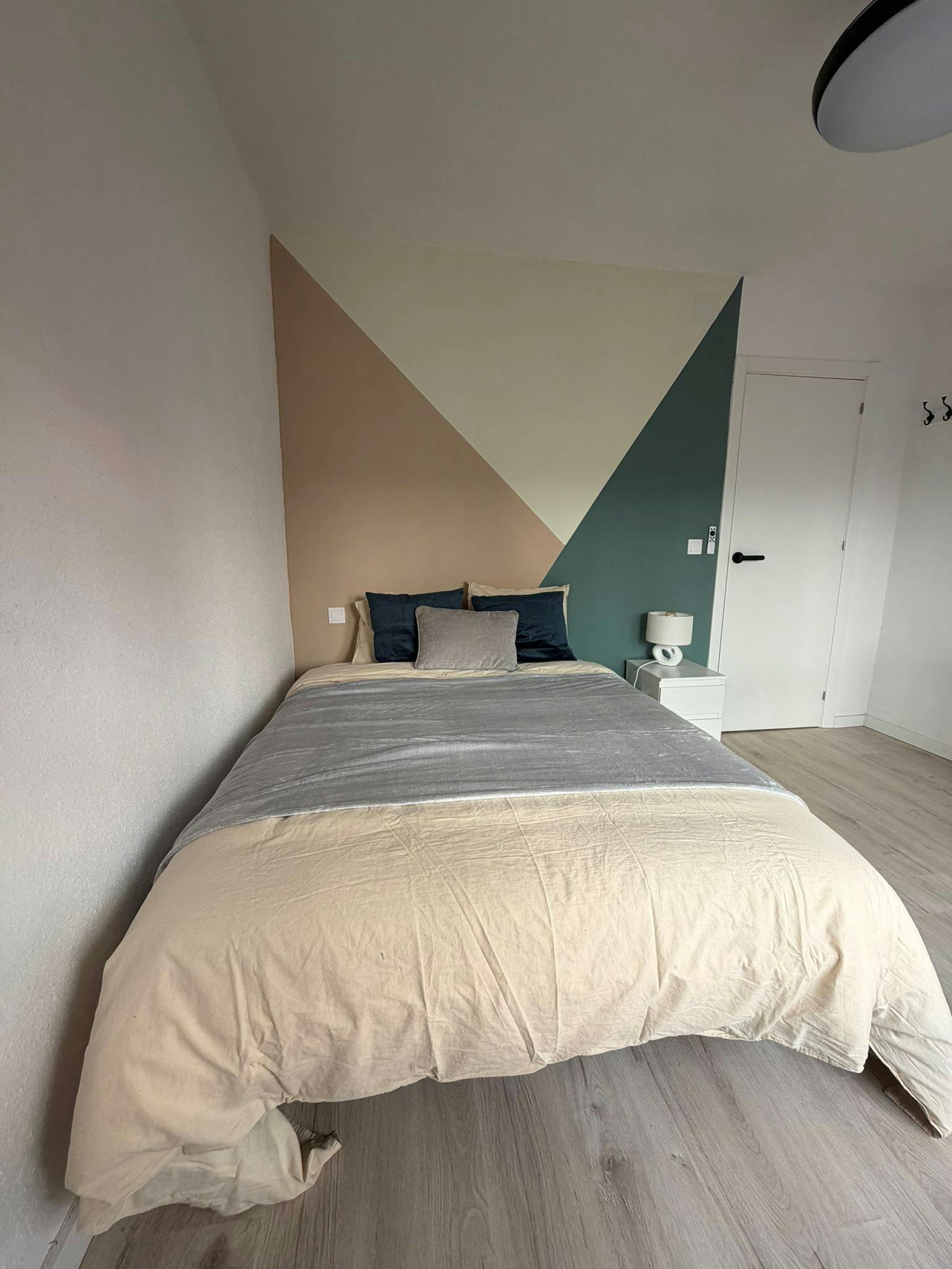 Single room Valencia, 1 bed, 10m² — photo 6