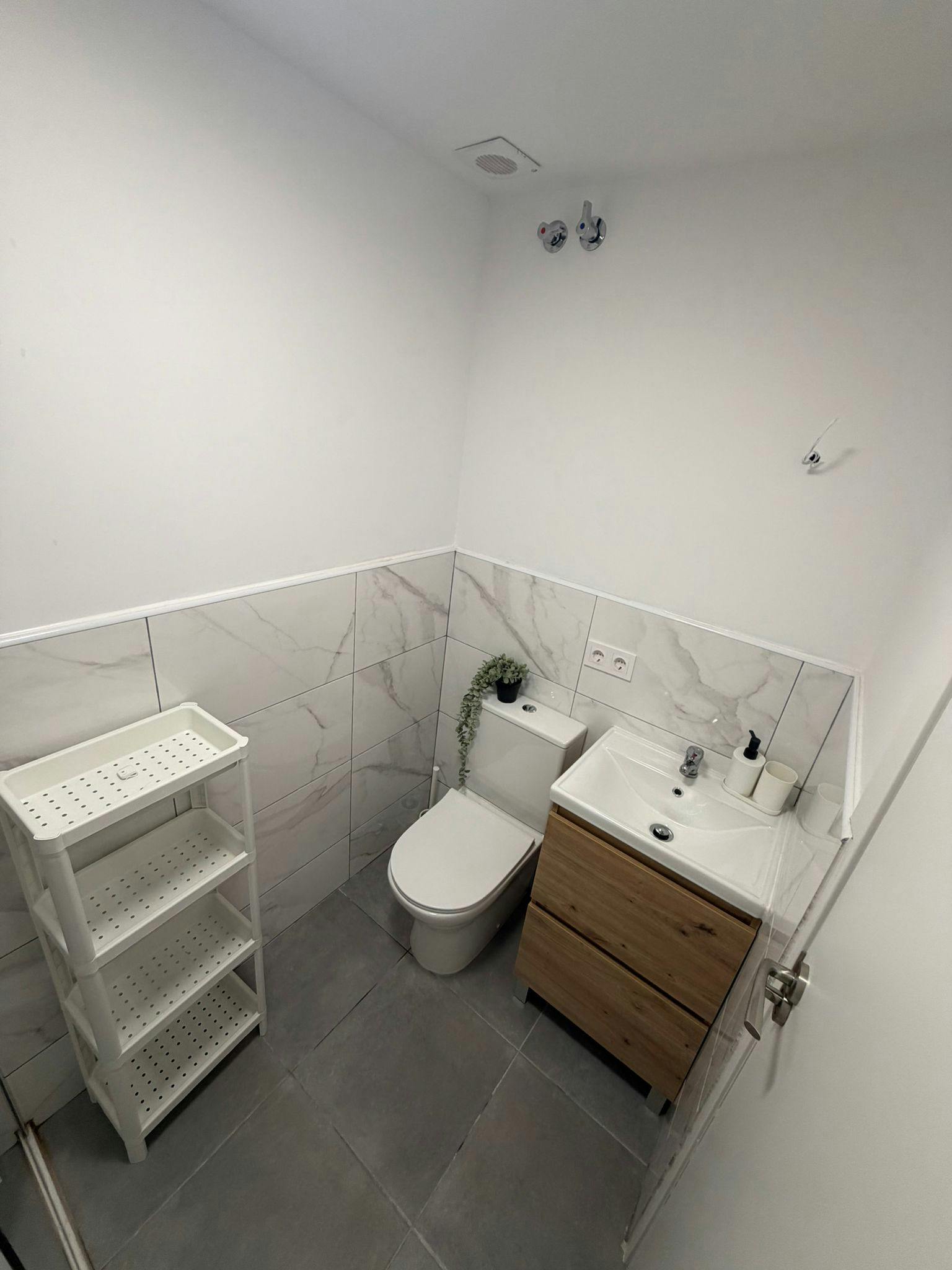 Single room Valencia, 1 bed, 10m² — photo 10