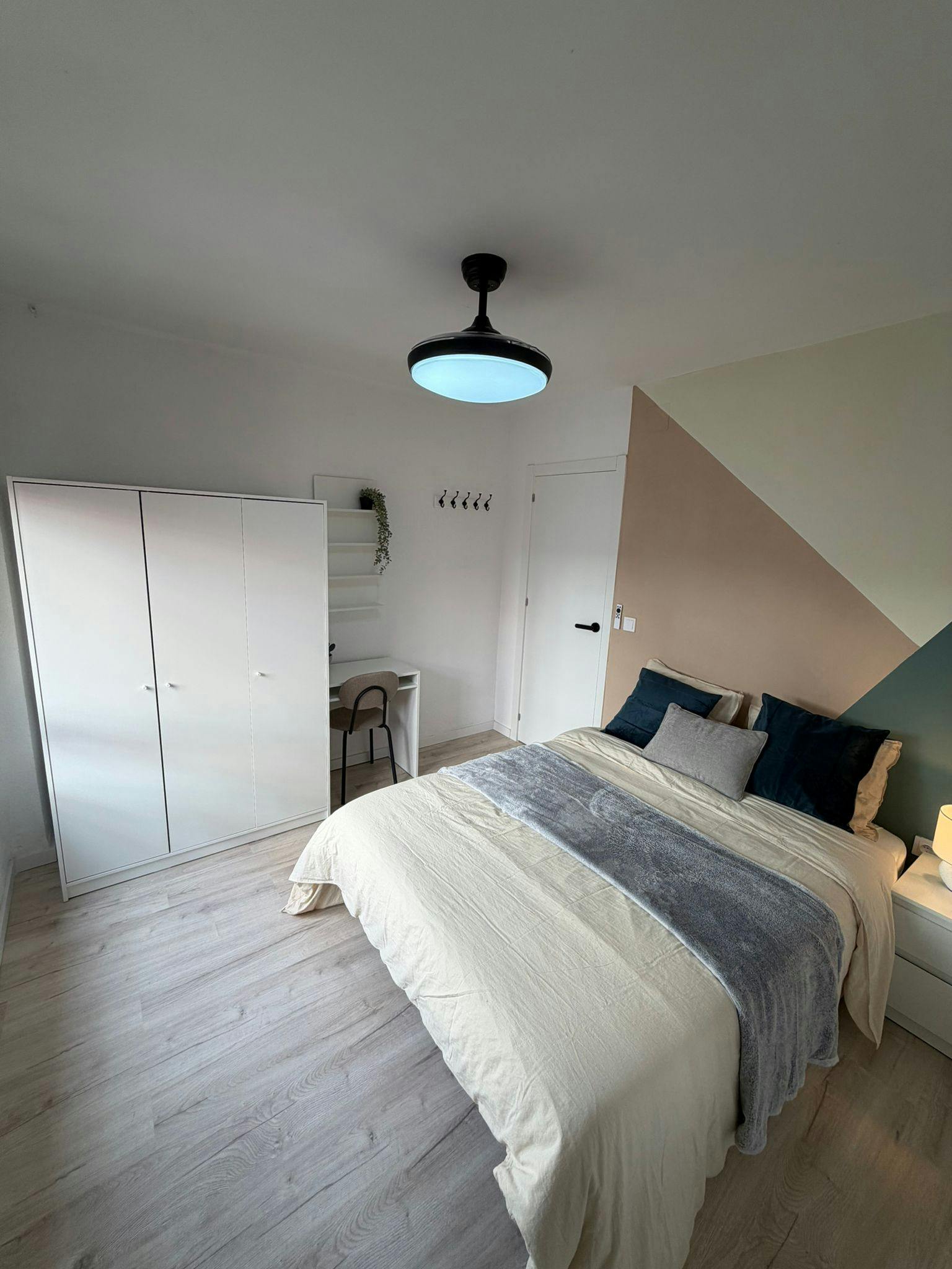 Single room Valencia, 1 bed, 10m² — photo 5