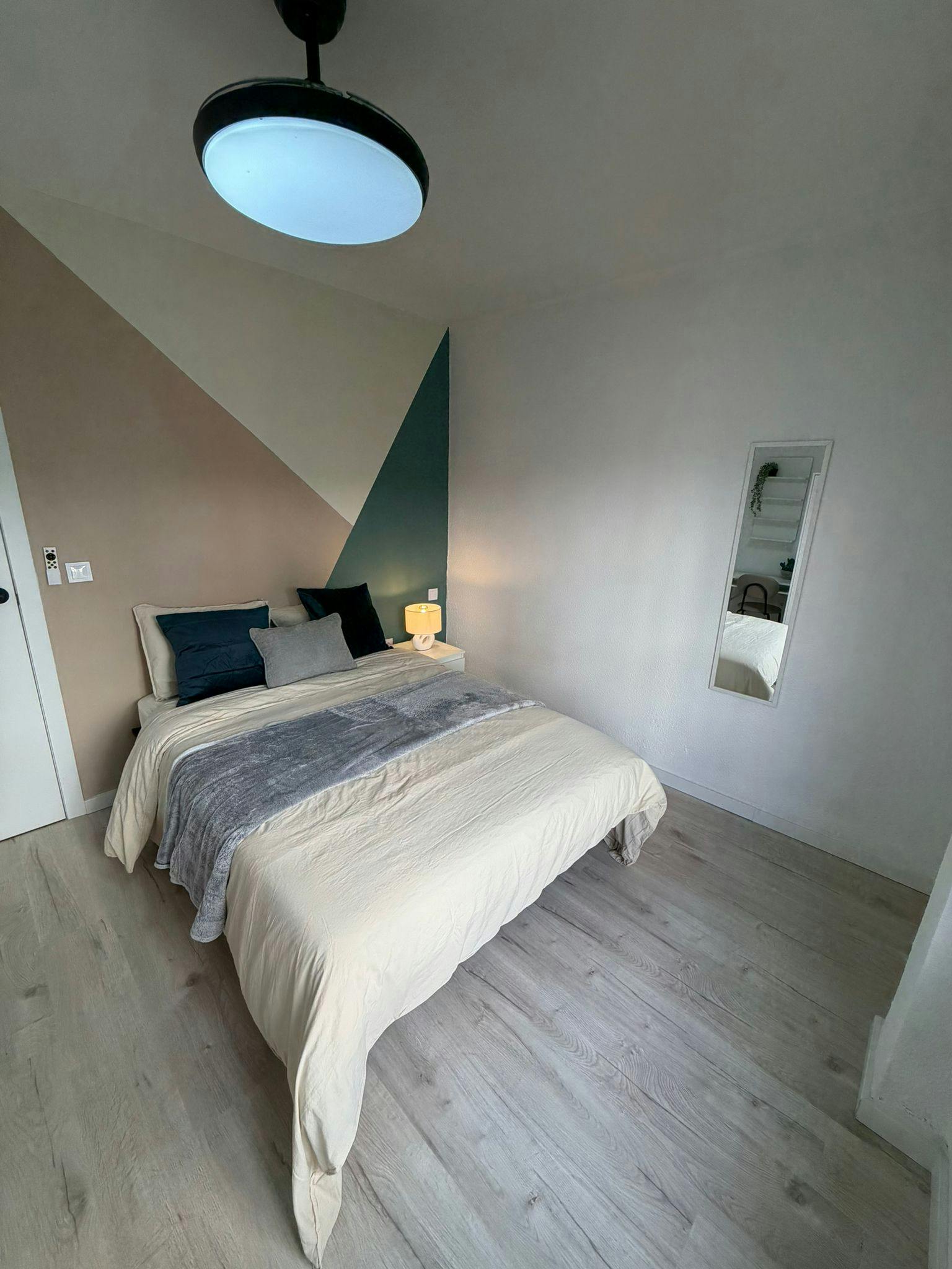 Single room Valencia, 1 bed, 10m² — photo 9