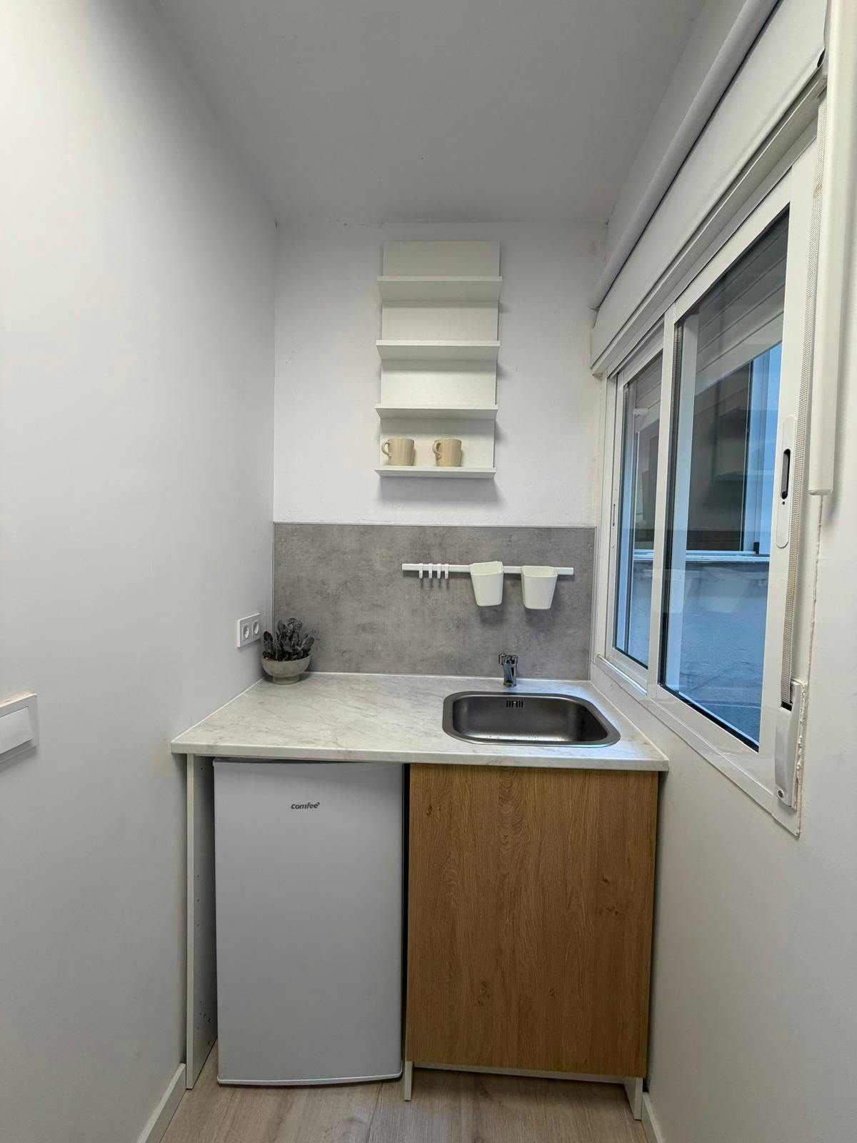 Single room Valencia, 1 bed, 13m² — photo 3