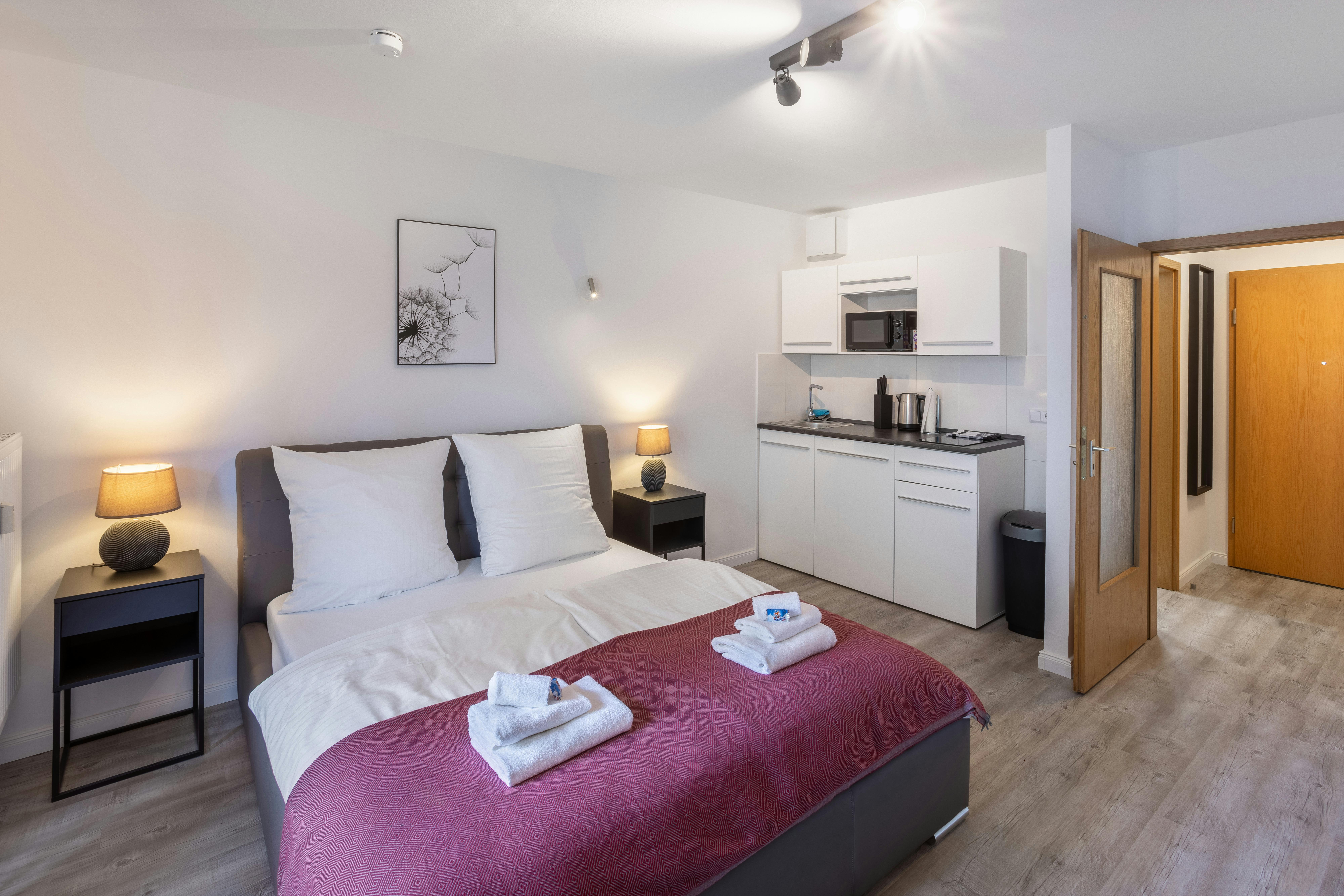 Studio for rent for €1,700 per month in Dortmund, Brackeler Hellweg