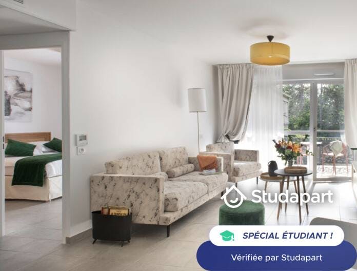 Privat rum att hyra för 580 € i månaden i Romans-sur-Isère, Allée Docteur Bonnet