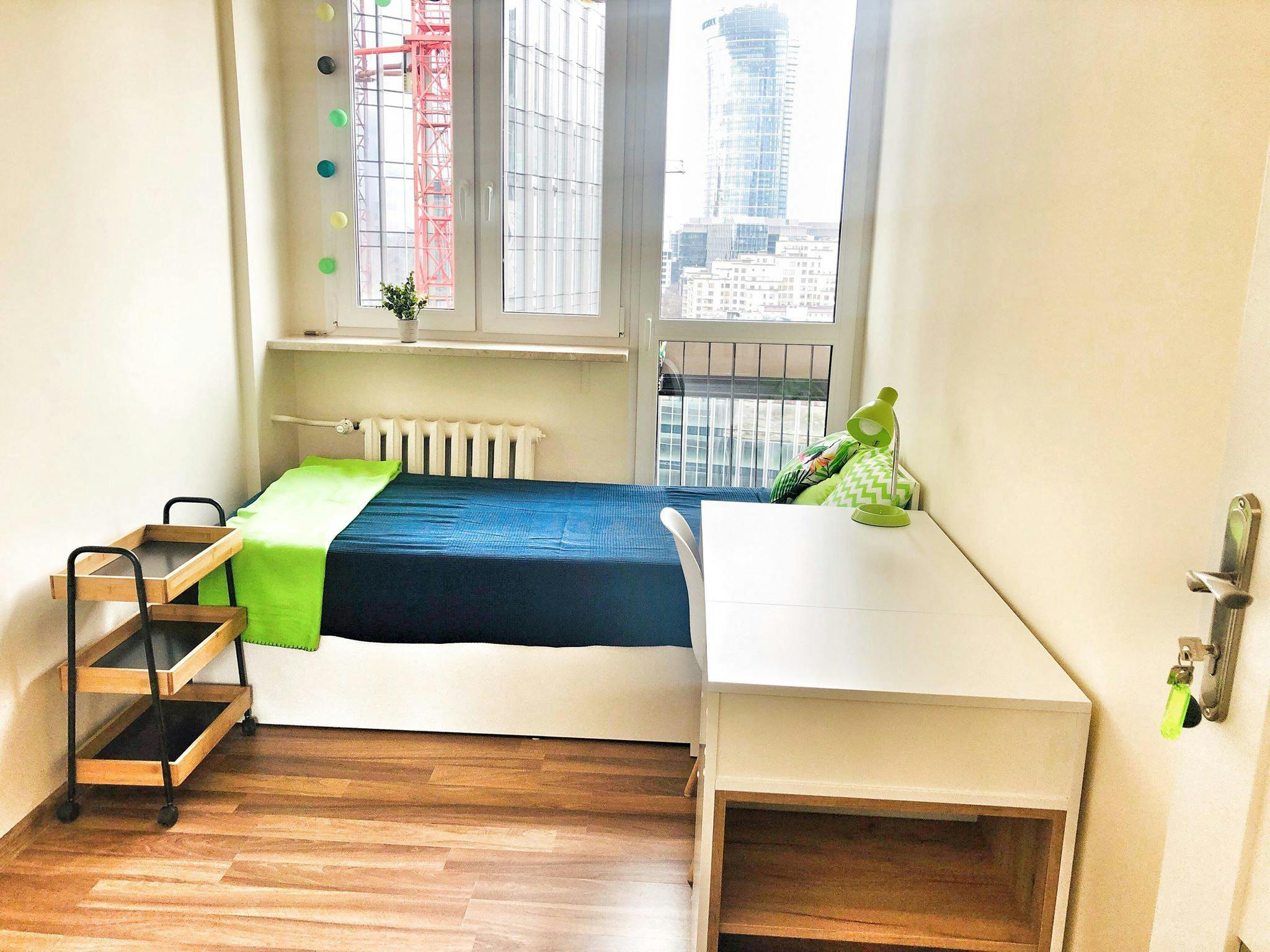 Icchoka Lejba Pereca, Warsaw preview