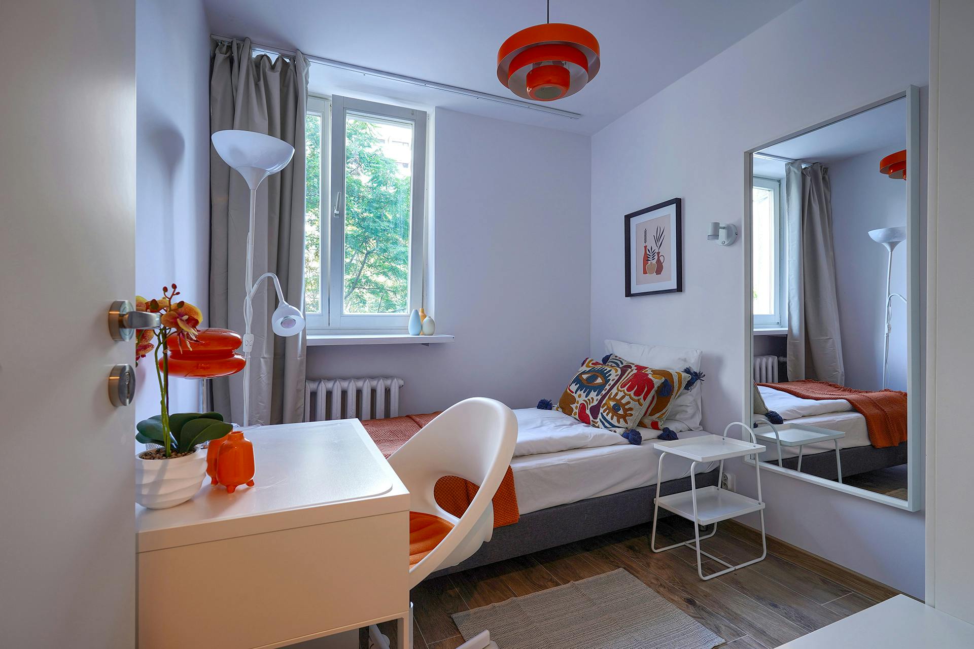 Prosta, Warsaw preview