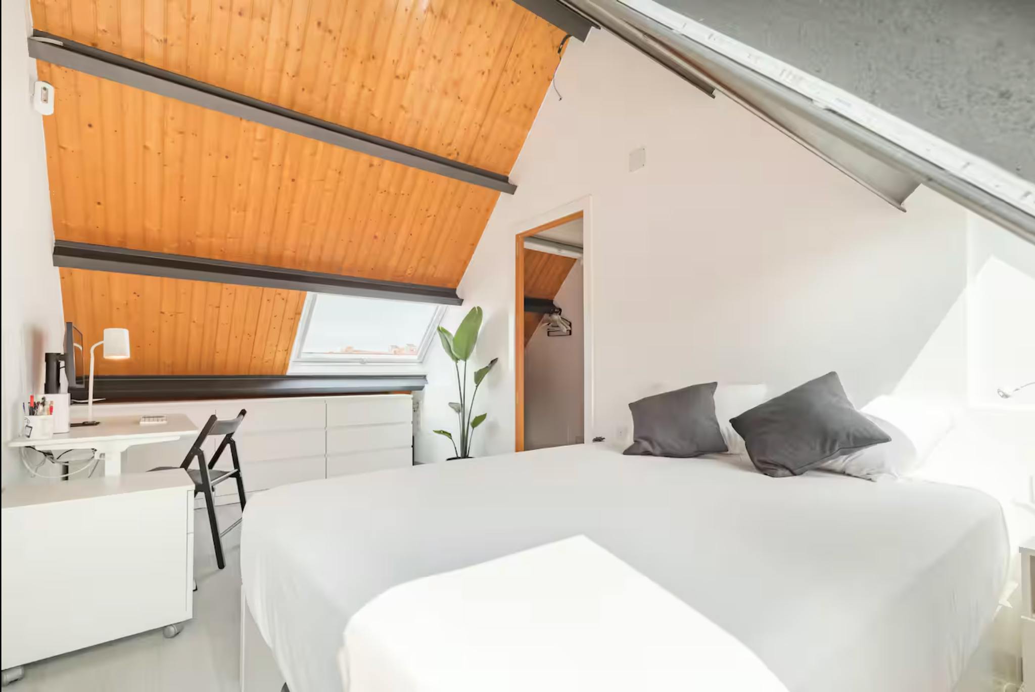 Calle de los Algodonales, Madrid preview