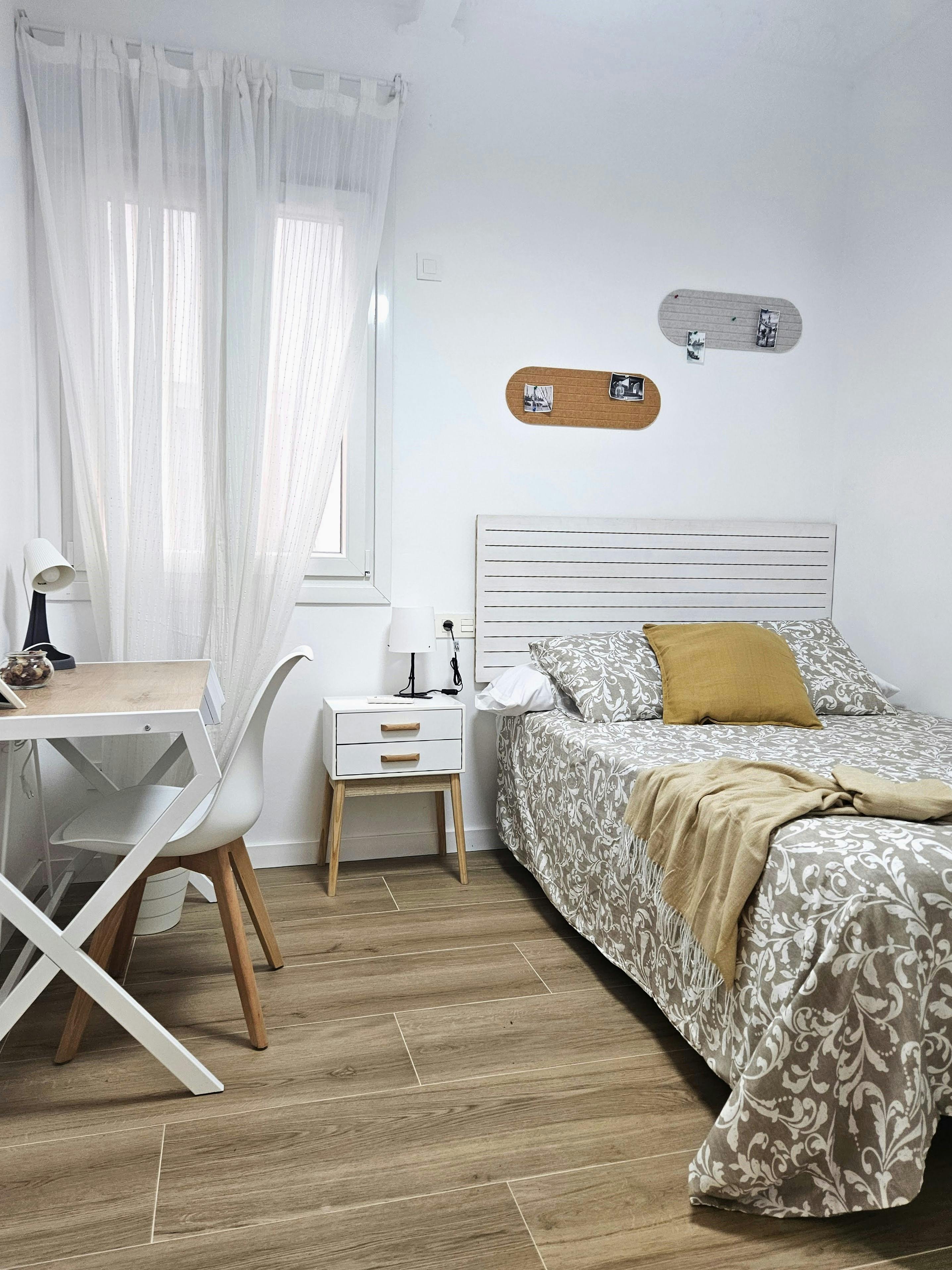 Single room Zaragoza, 1 bed, 12m² — photo 7