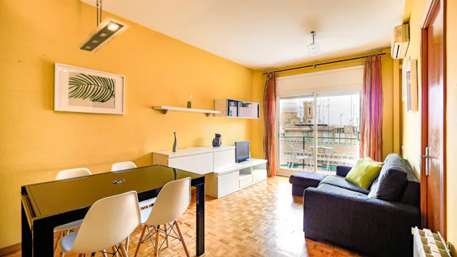 3-Bedroom Apartment in Carrer Gran de Sant Andreu, Barcelona (1671653) room image 2