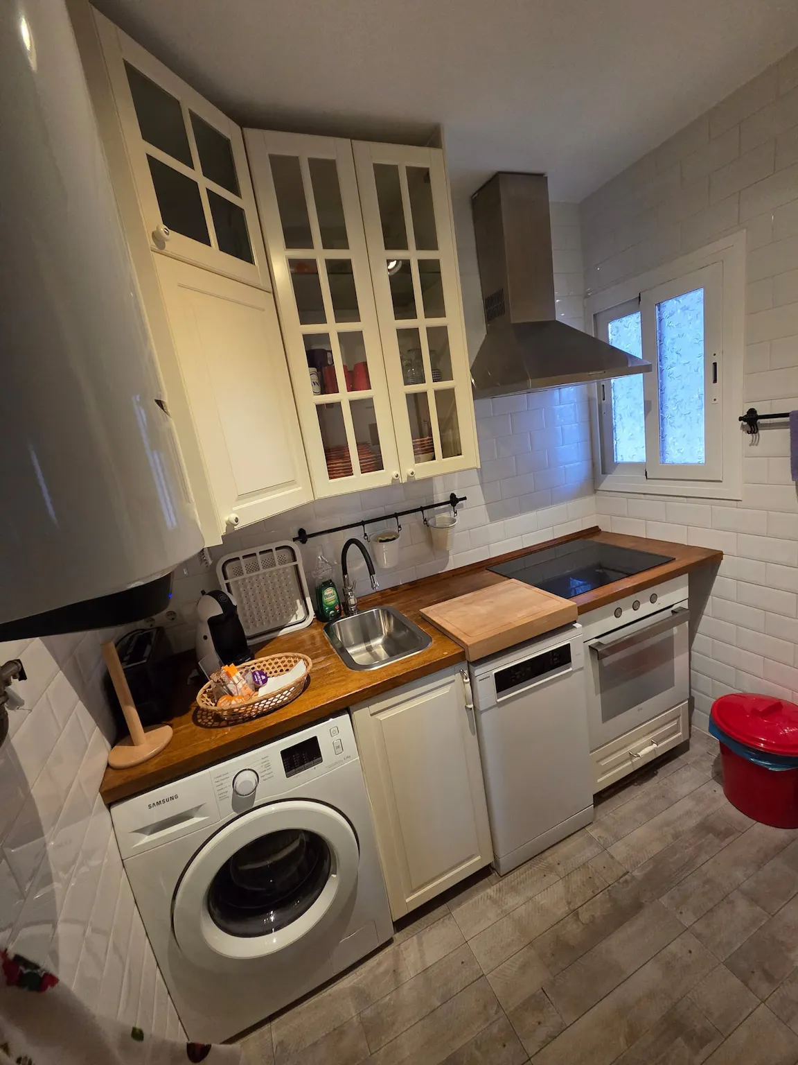 2-Bedroom Apartment in Calle Montejurra, Madrid (1671662) ROOM 4